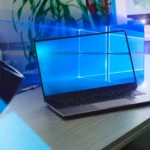 Máy tính xách tay chạy Windows 11 với các cổng USB-C được cải thiện