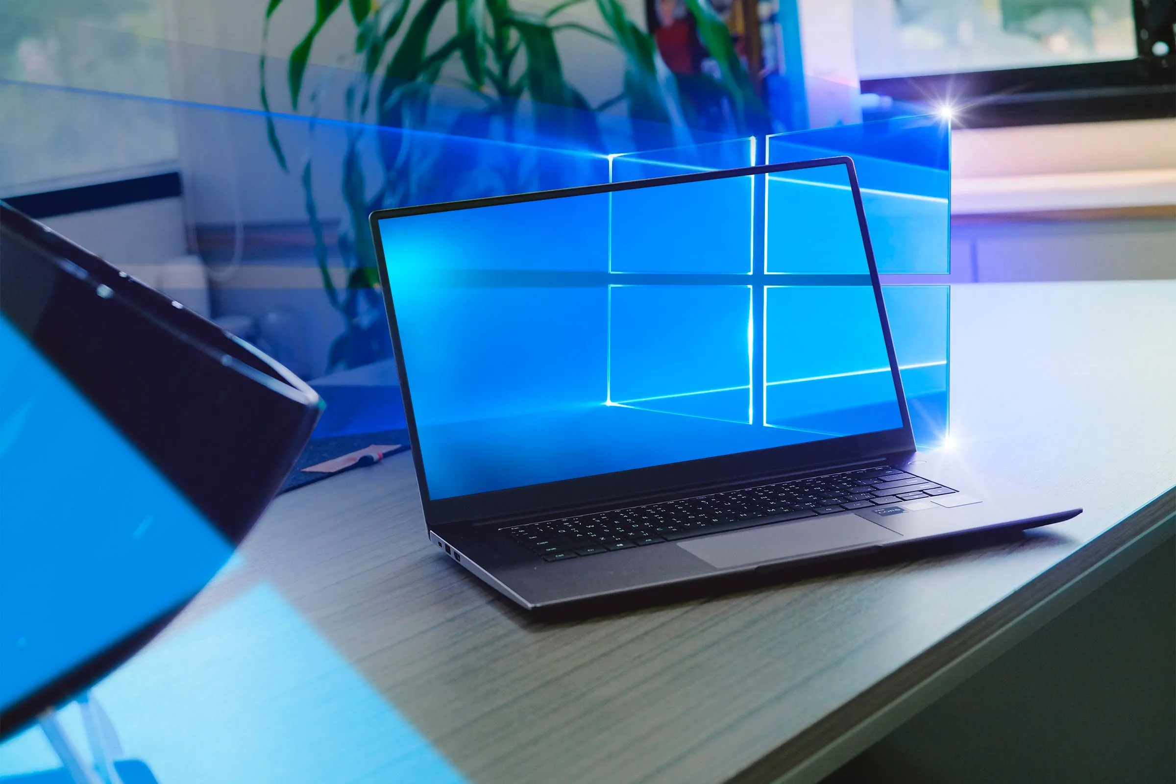 Máy tính xách tay chạy Windows 11 với các cổng USB-C được cải thiện