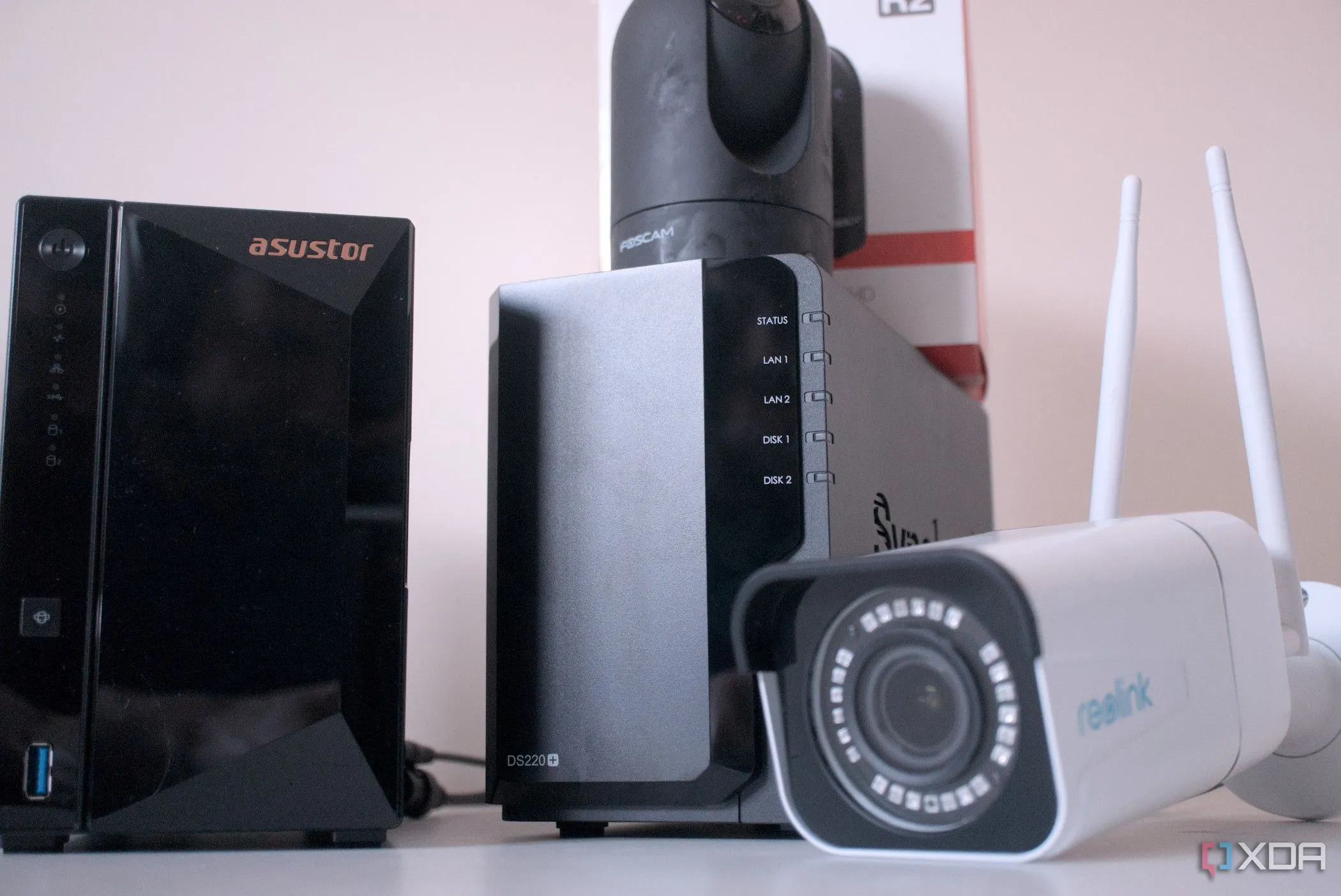 Các camera giám sát kết nối với hệ thống NAS