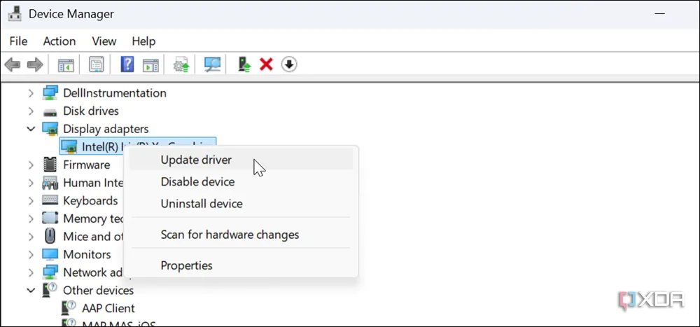 Giao diện Device Manager hiển thị cách cập nhật trình điều khiển trên Windows