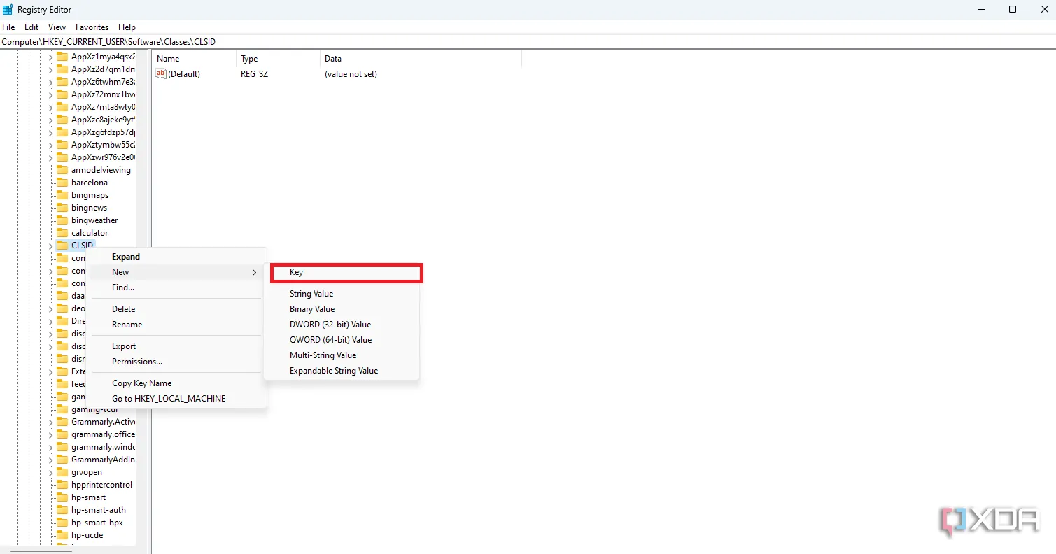Giao diện Registry Editor của Windows 11 hiển thị tùy chọn thêm khóa Registry mới.