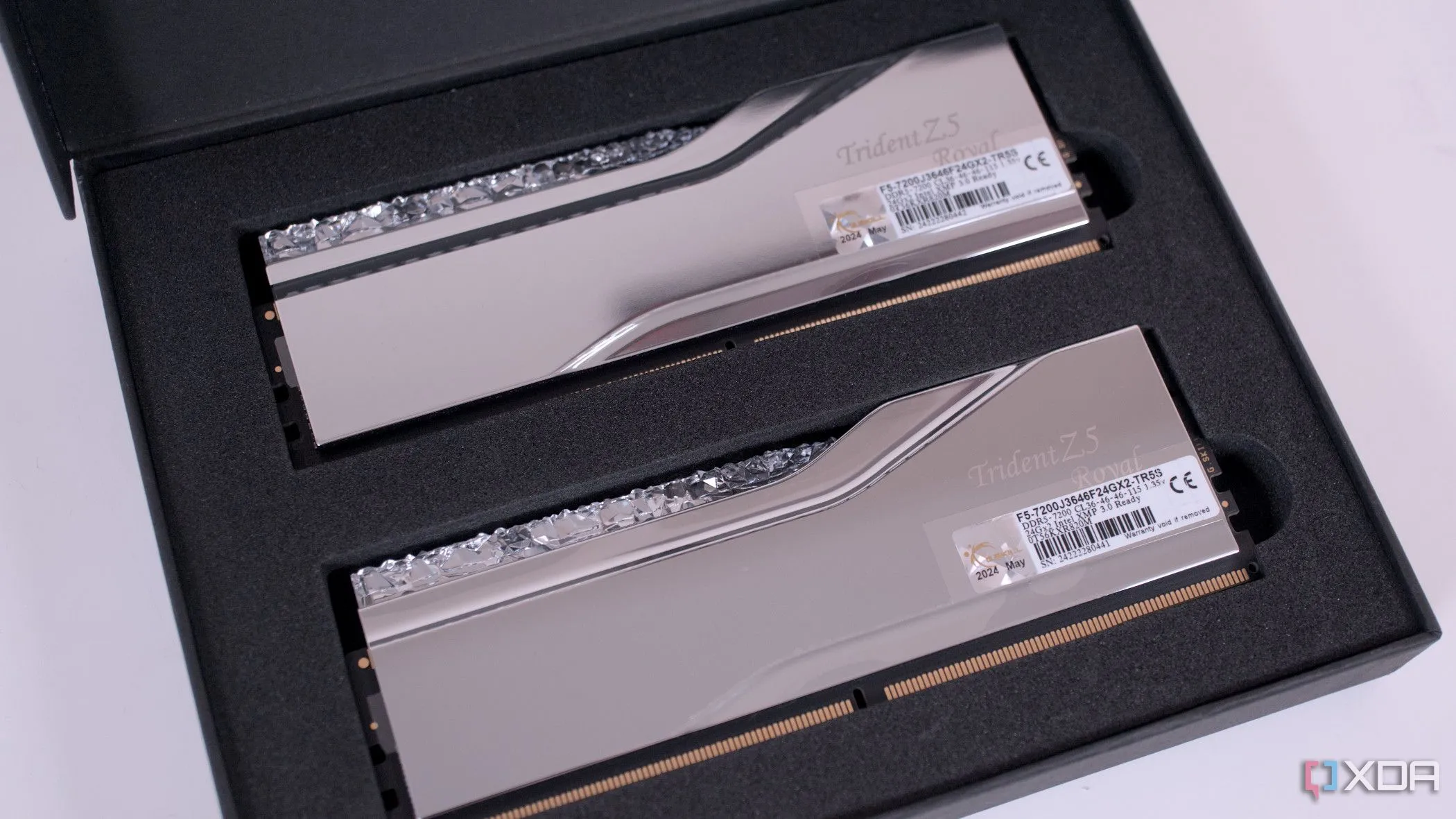 Thanh RAM G.Skill Trident Z5 Royal DDR5-7200 trong hộp, đại diện cho bộ nhớ DDR5 tốc độ cao