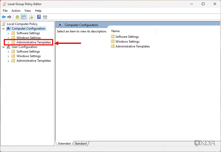 Trình chỉnh sửa Chính sách Nhóm (Group Policy Editor) với thư mục &quot;Administrative Templates&quot; được chọn.