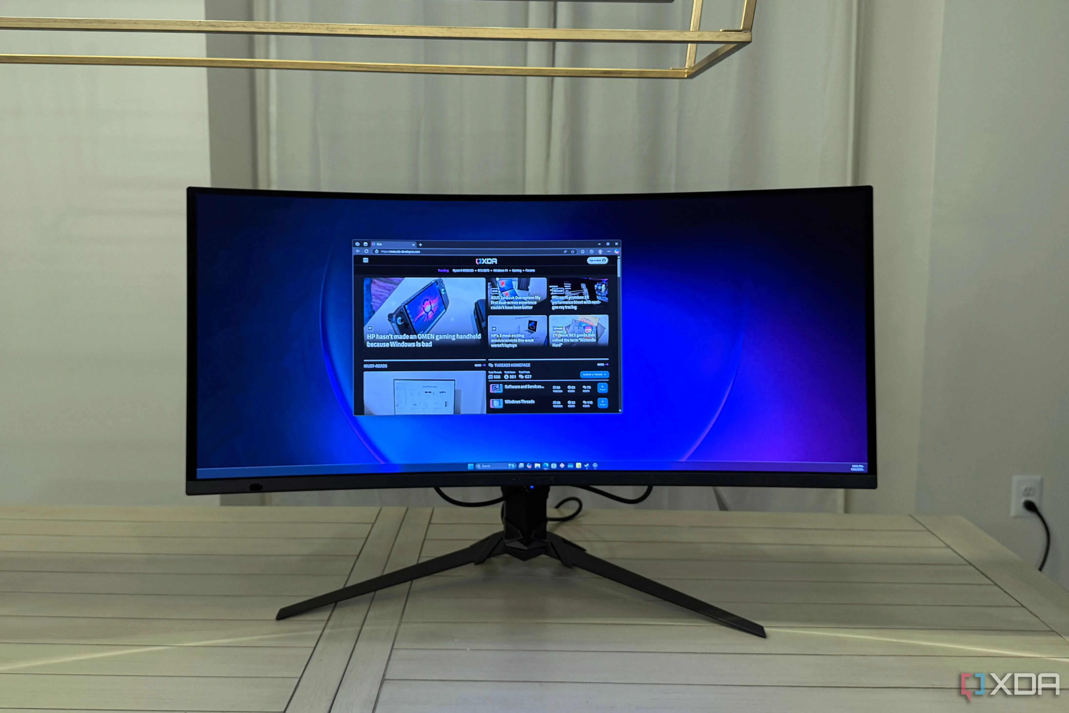 acer predator x34 x5 showing the xda website