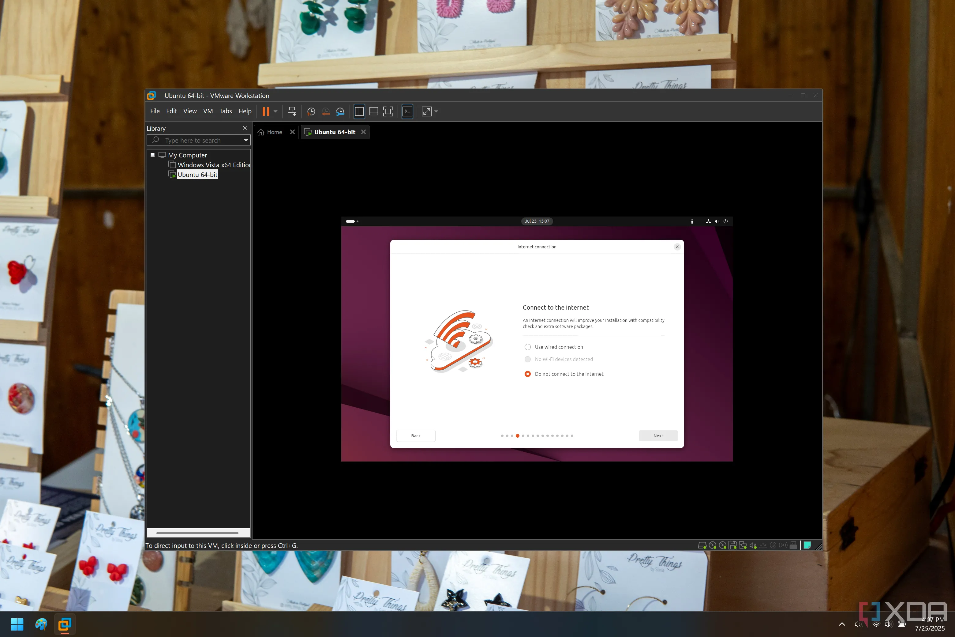 Ảnh chụp màn hình Ubuntu đang chạy trong máy ảo hiển thị các tùy chọn kết nối internet trong quá trình cài đặt, cho phép bỏ qua