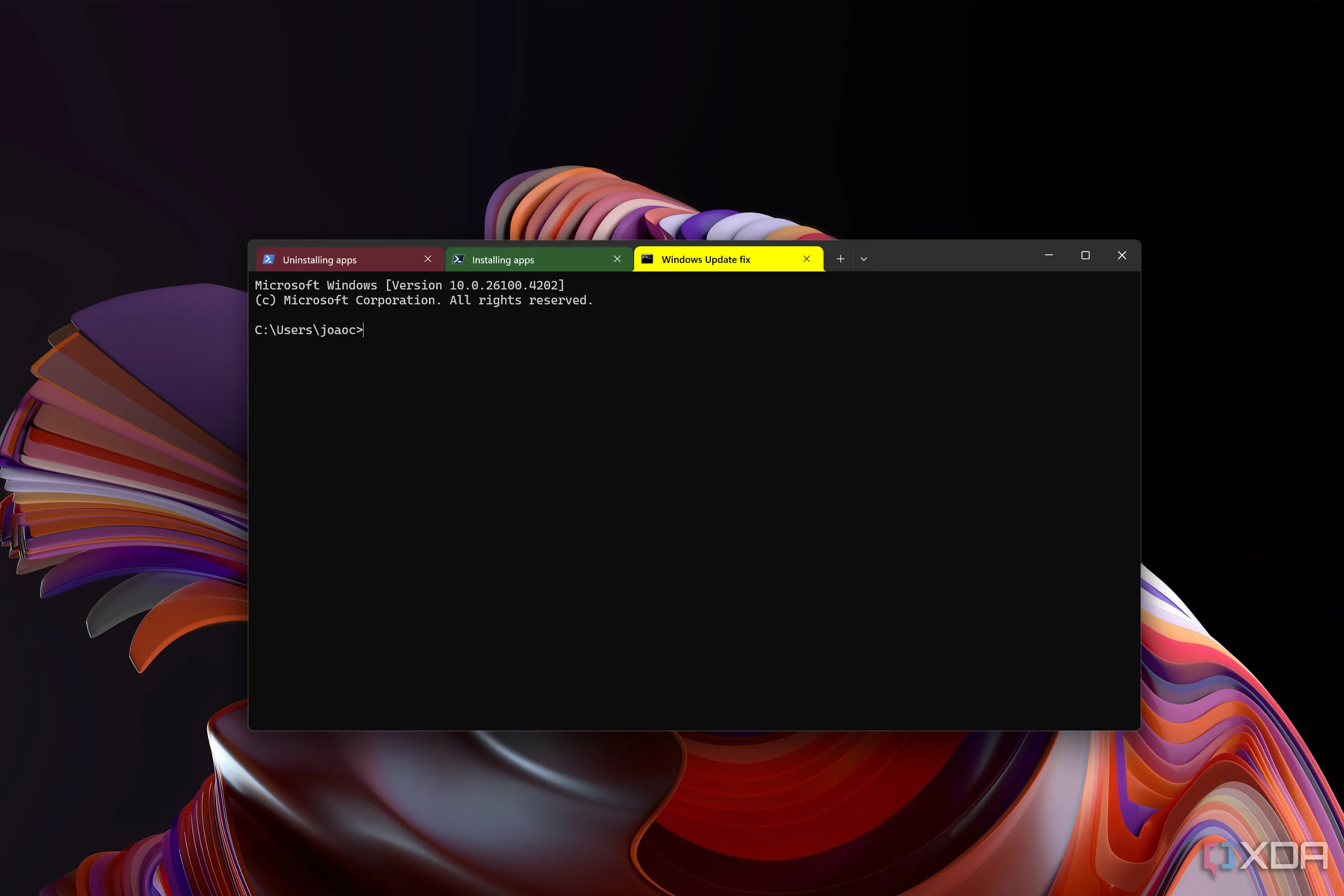 Ảnh chụp màn hình Windows Terminal với các tab được đổi tên và tô màu khác nhau để dễ nhận diện