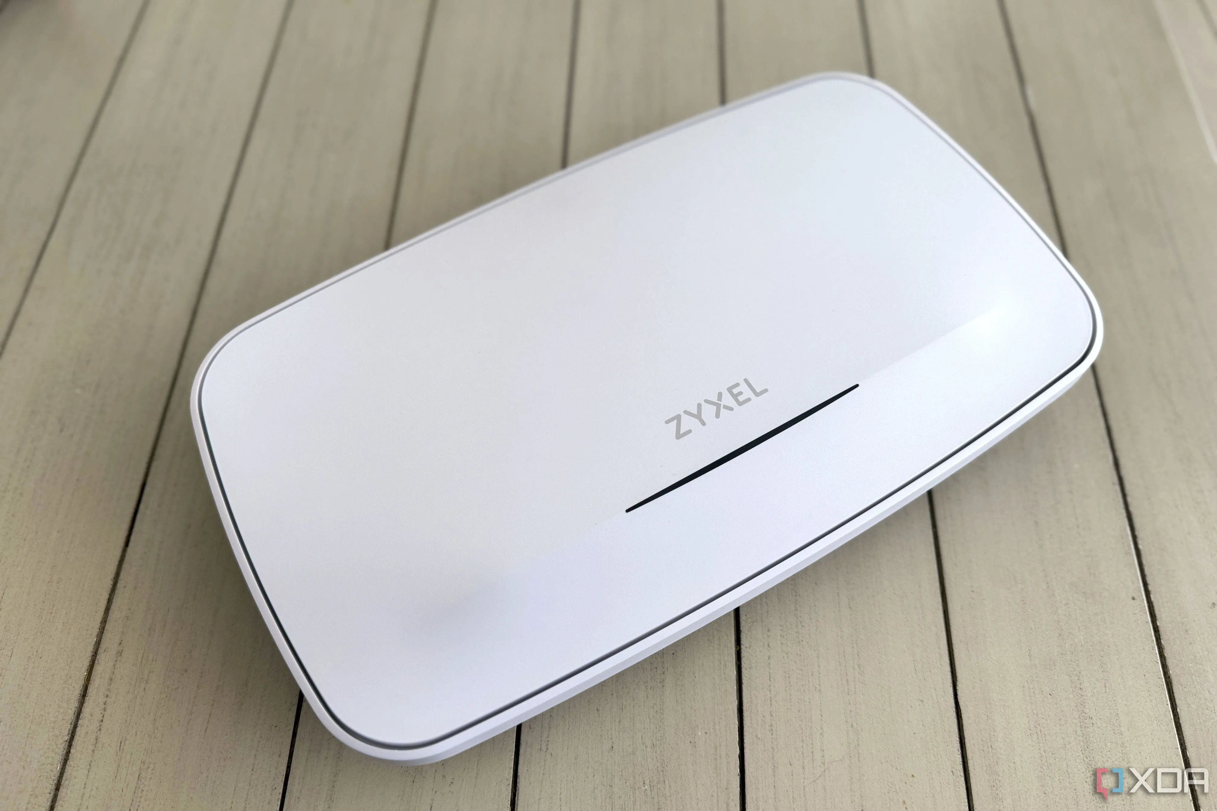 Bộ phát Wi-Fi 7 Zyxel WBE660S thiết kế hiện đại
