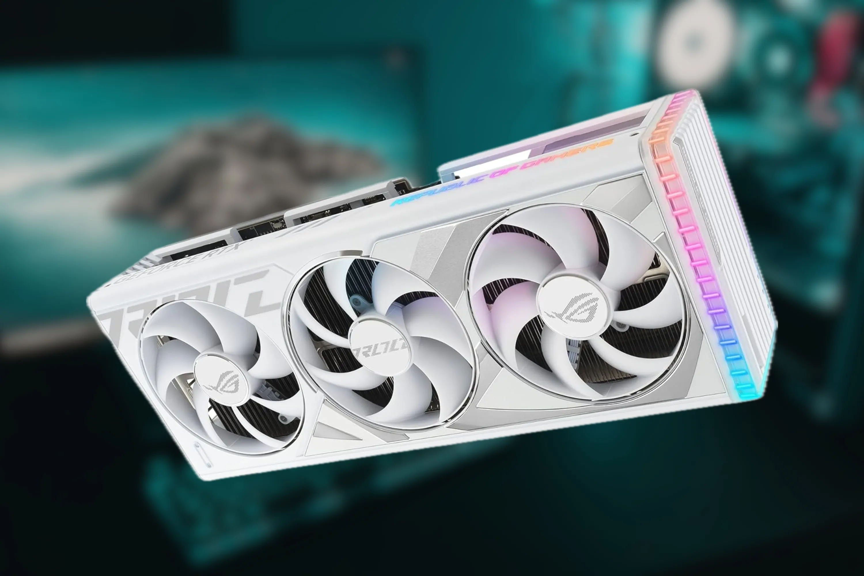 Card đồ họa ASUS ROG Strix GeForce RTX 4090 White OC Edition, minh họa cho card RTX hỗ trợ Smooth Motion