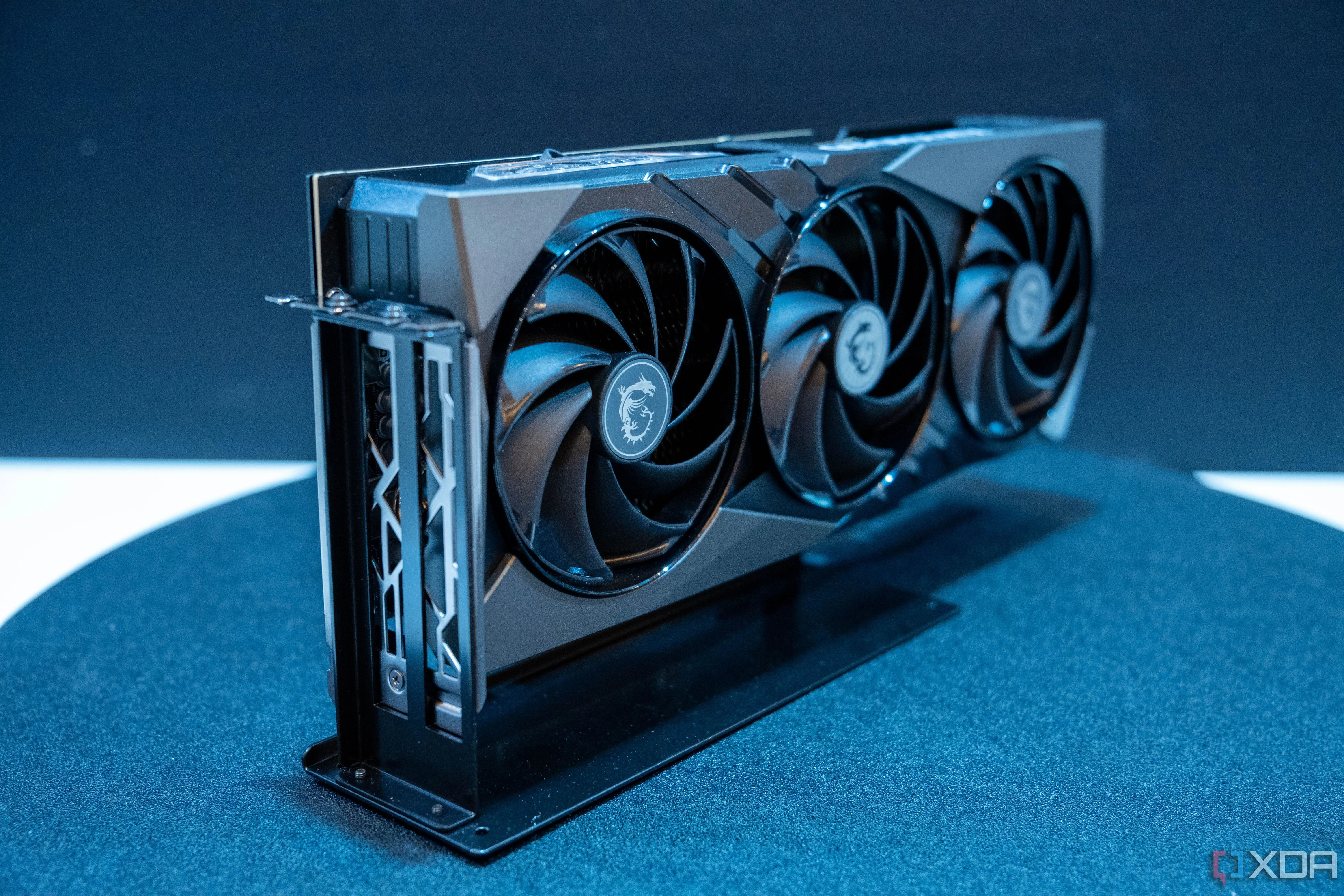 Card đồ họa rời - lựa chọn truyền thống cho PC gaming