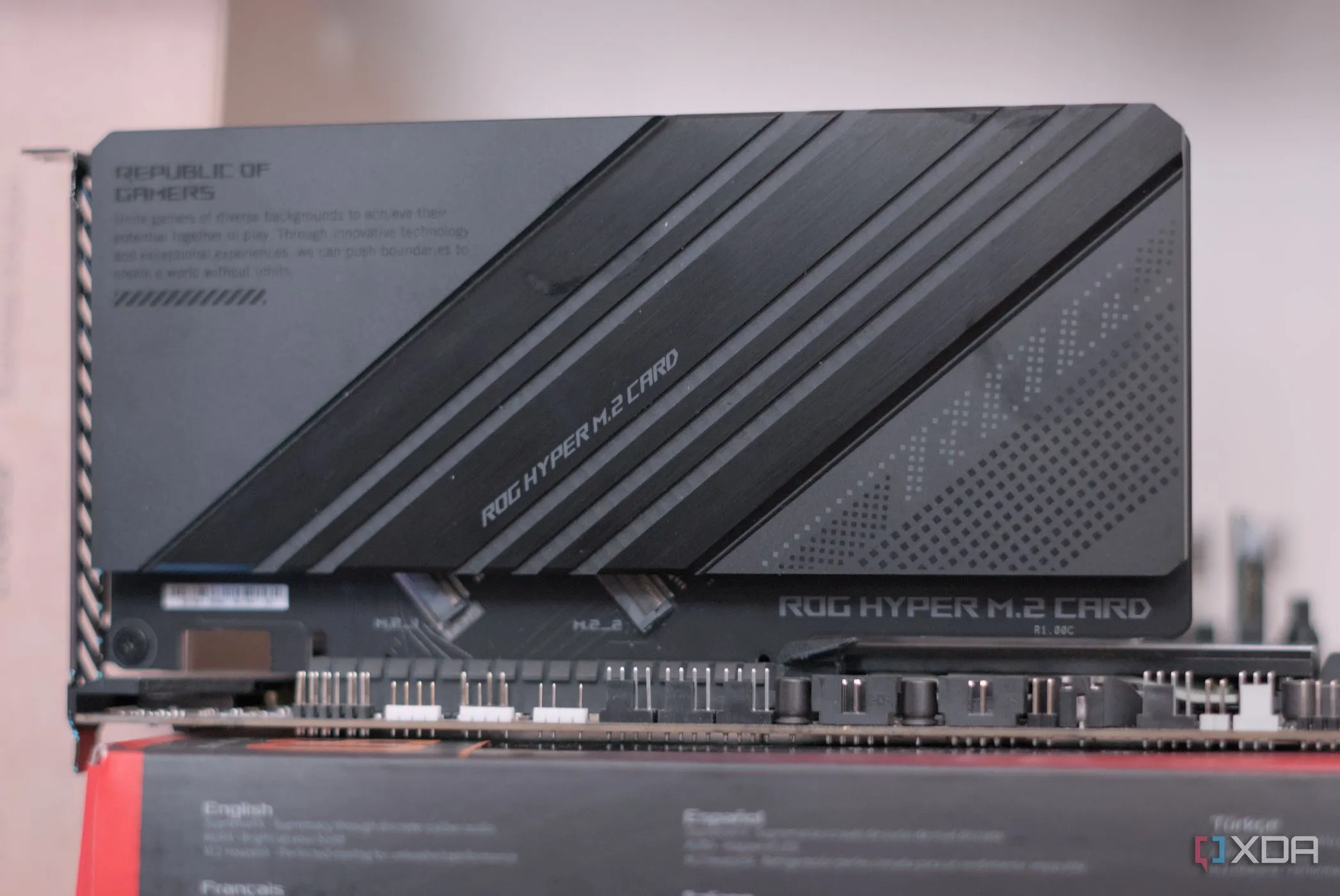 Card mở rộng Asus M.2 đã cài đặt