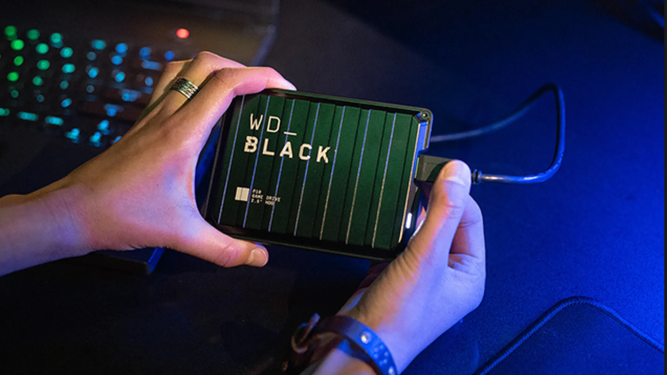 Chi tiết ổ cứng WD Black P10 4TB