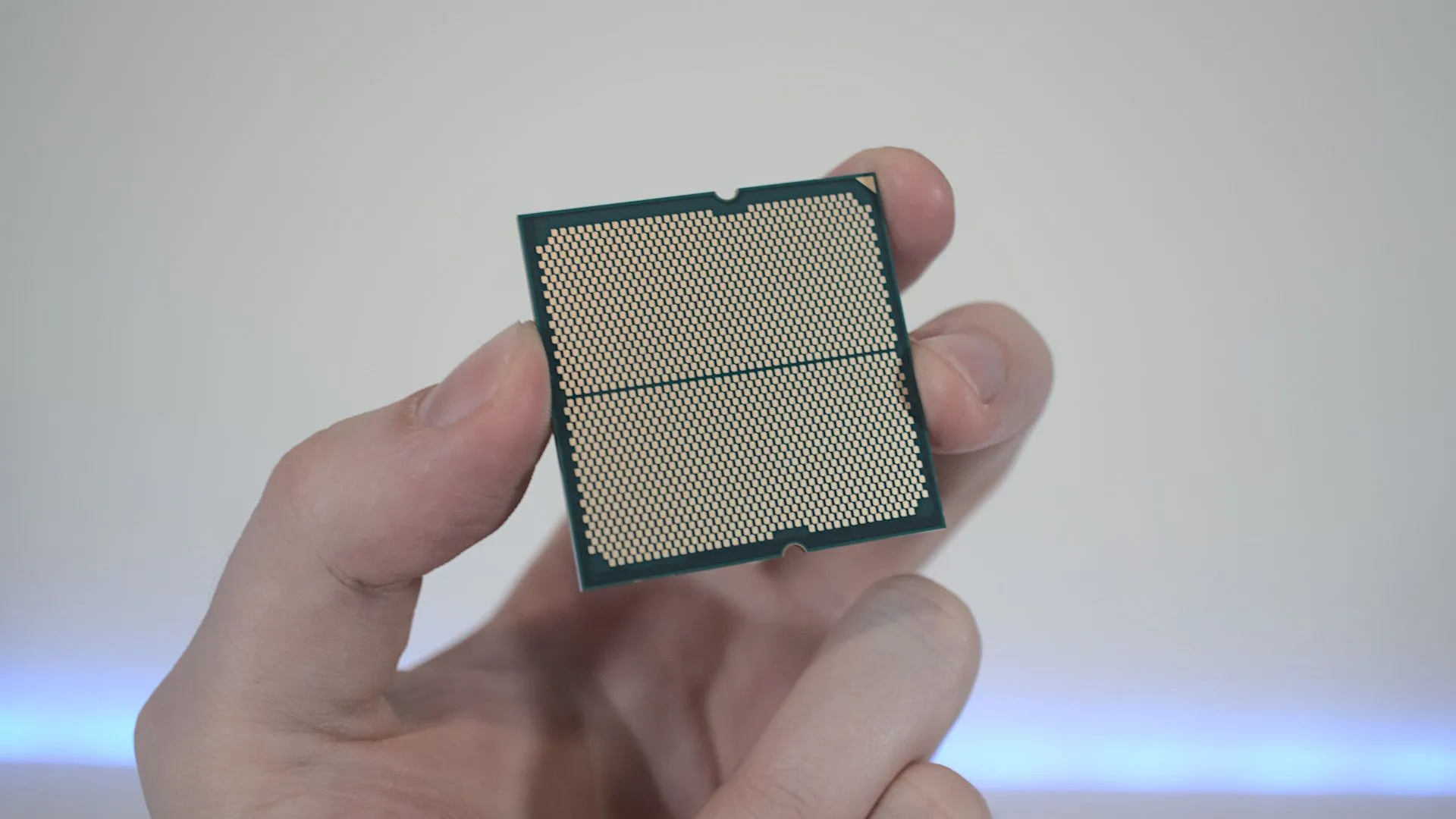 CPU AMD Ryzen 5 7600 với chân cắm AM5