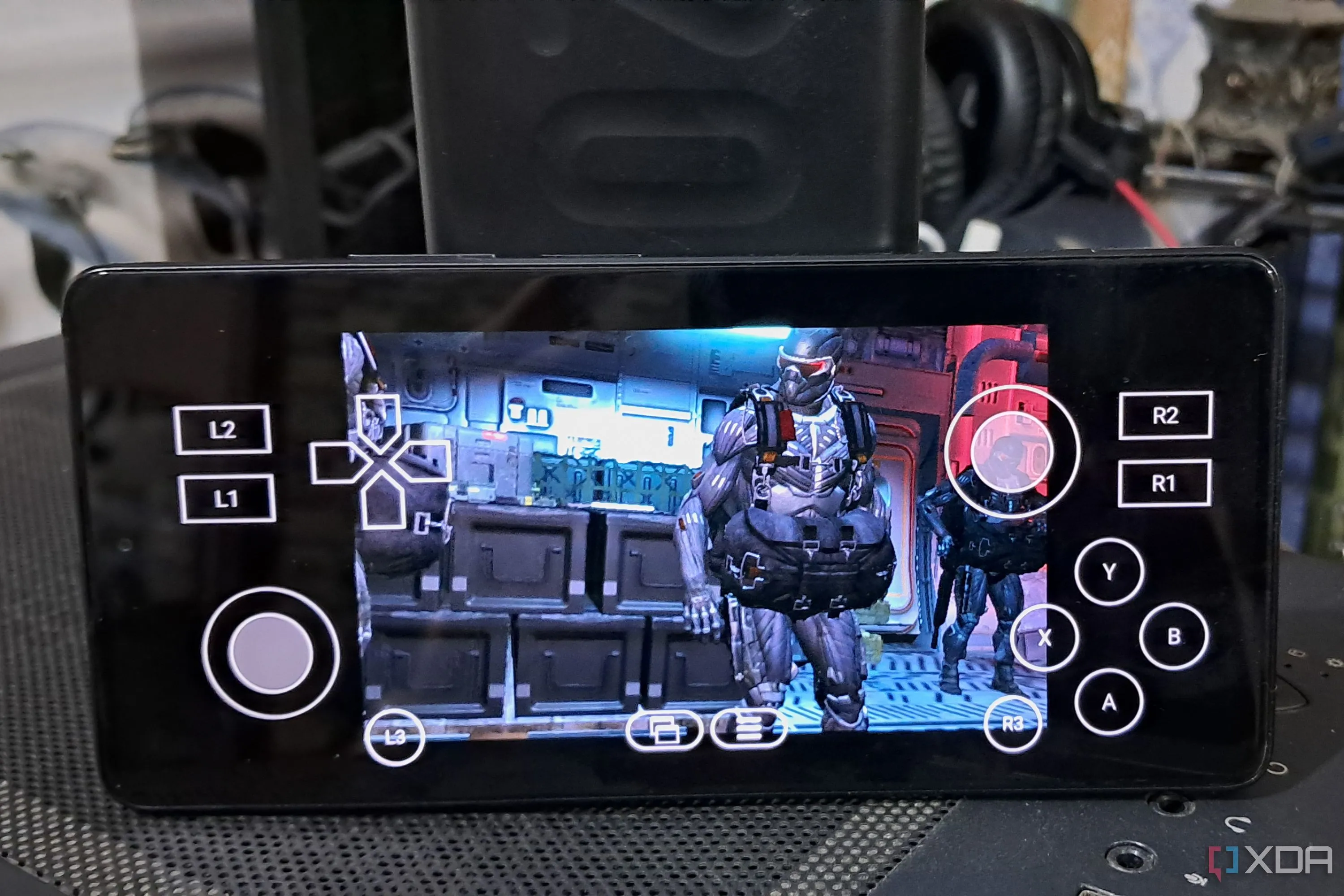 Điện thoại Poco F5 chạy tựa game Crysis qua Winlator trên Android