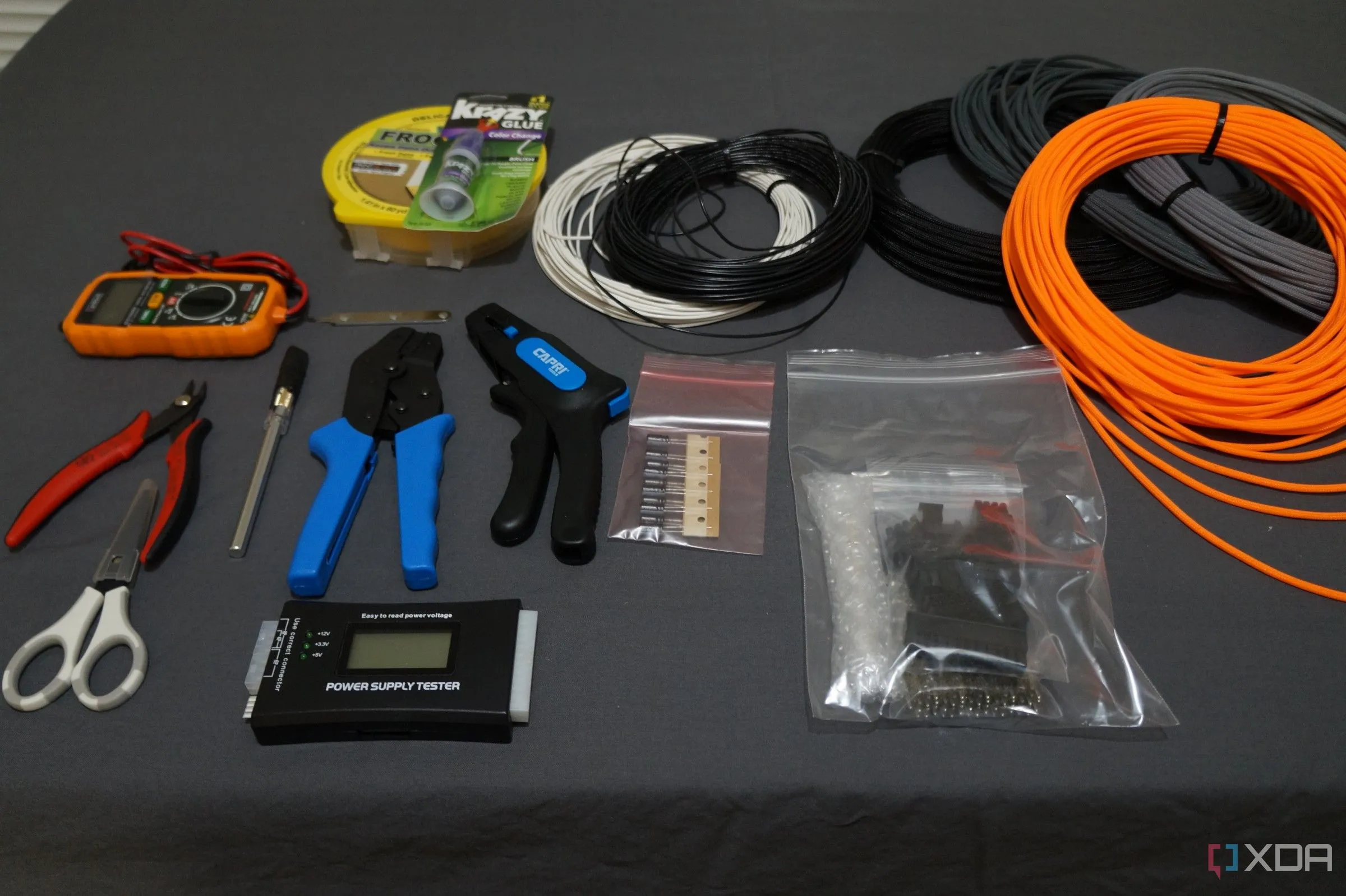 Dụng cụ và vật liệu làm cáp bọc lưới (sleeving) tùy chỉnh cho PC modding