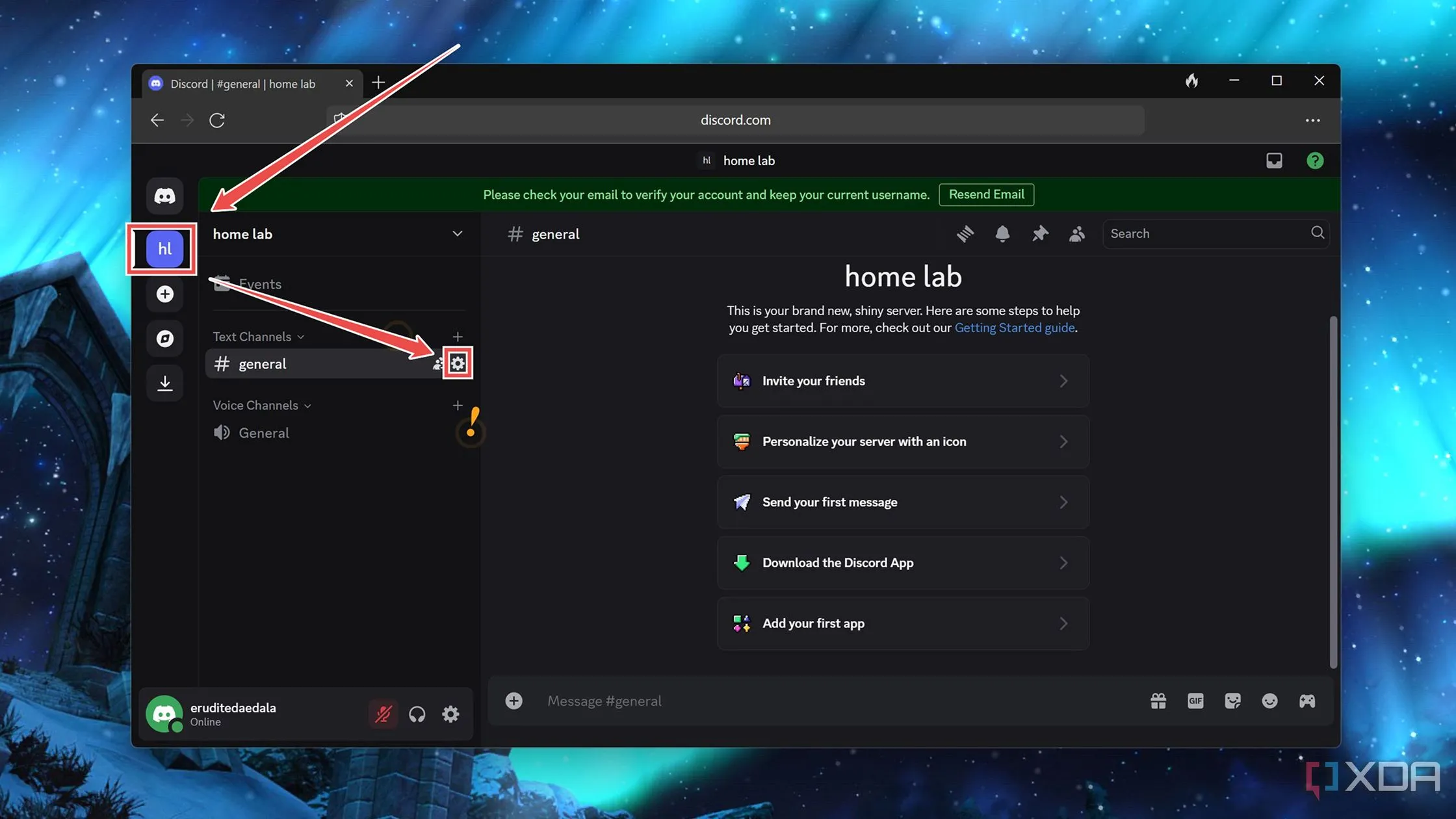 Giao diện Discord hiển thị biểu tượng bánh răng (Settings) của kênh trò chuyện, nơi cấu hình webhook