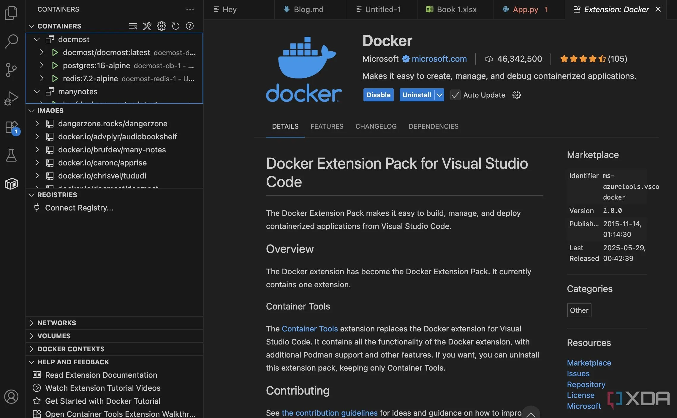 Giao diện quản lý Docker tích hợp trực tiếp trong Visual Studio Code, hiển thị các container đang chạy và đã dừng, giúp quản lý môi trường ảo hóa.
