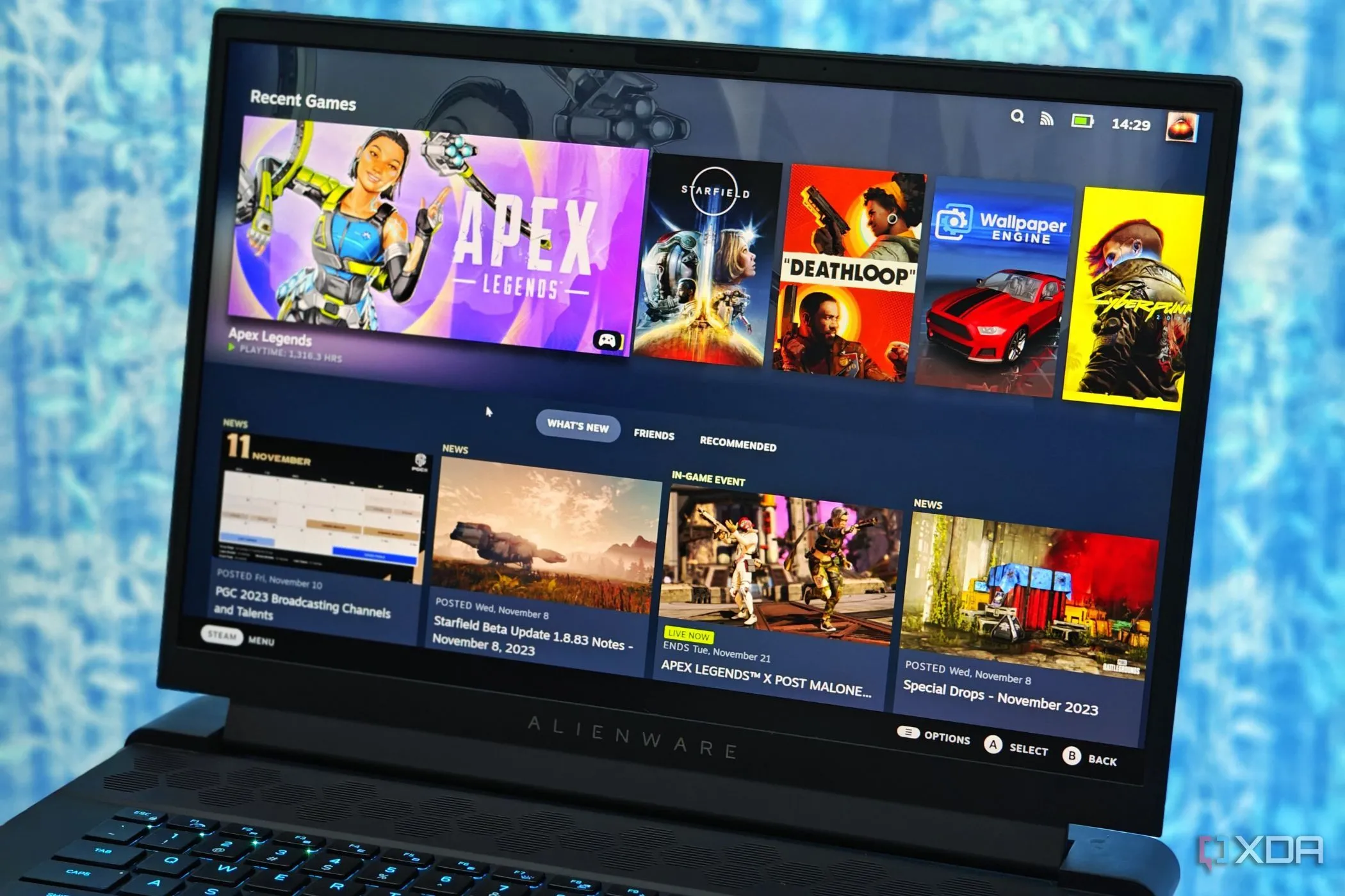 Giao diện Steam Big Picture Mode trên máy tính xách tay Alienware, thể hiện tính năng overlay trong game và tối ưu cho màn hình lớn.