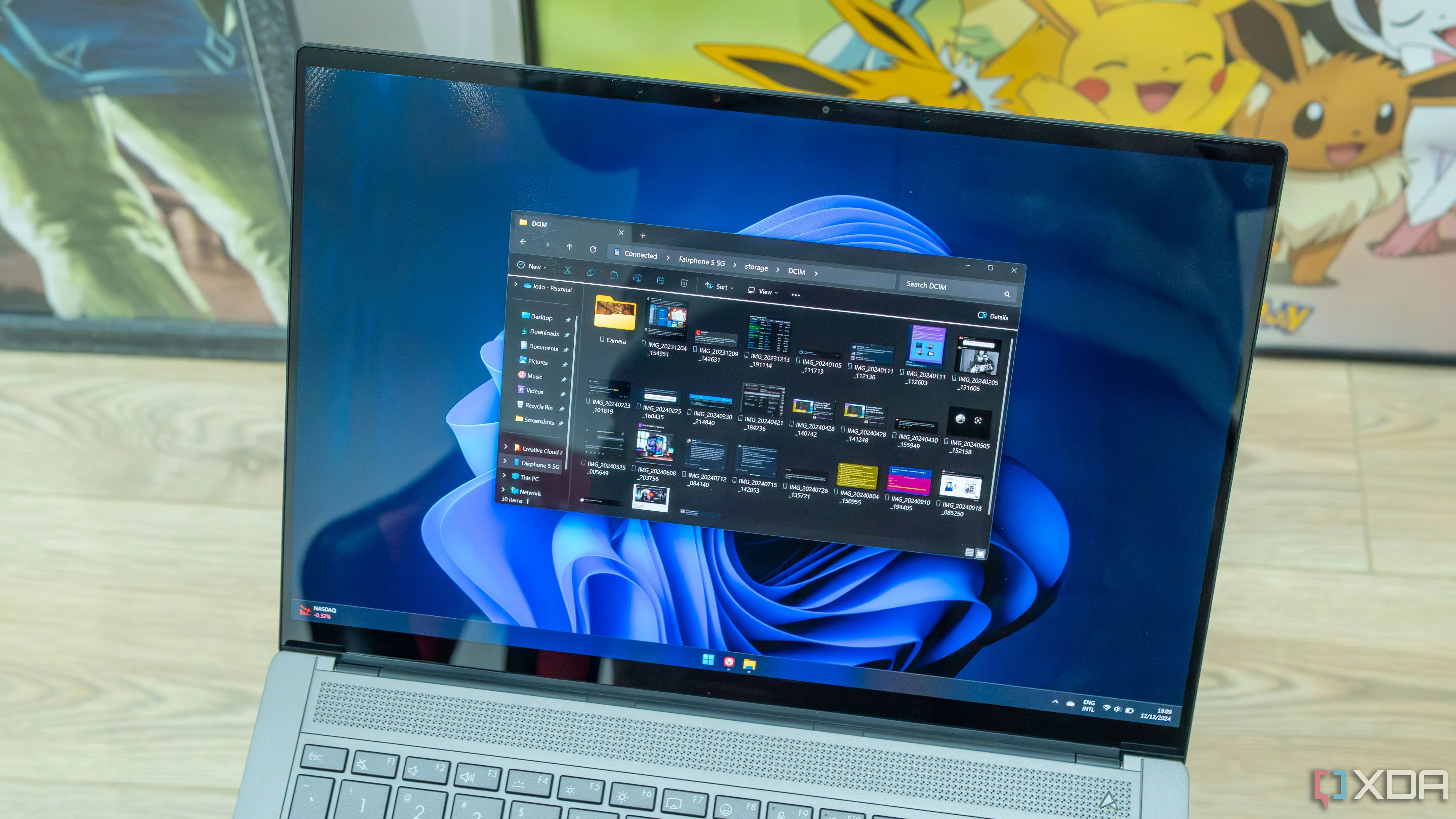 Giao diện Windows 11 File Explorer minh họa cách Peek giúp xem trước nhanh các tập tin