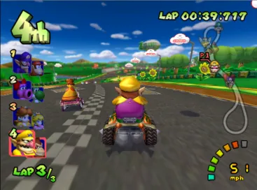 Hai nhân vật trong Mario Kart Double Dash thực hiện cú trượt tấn công trên đường đua