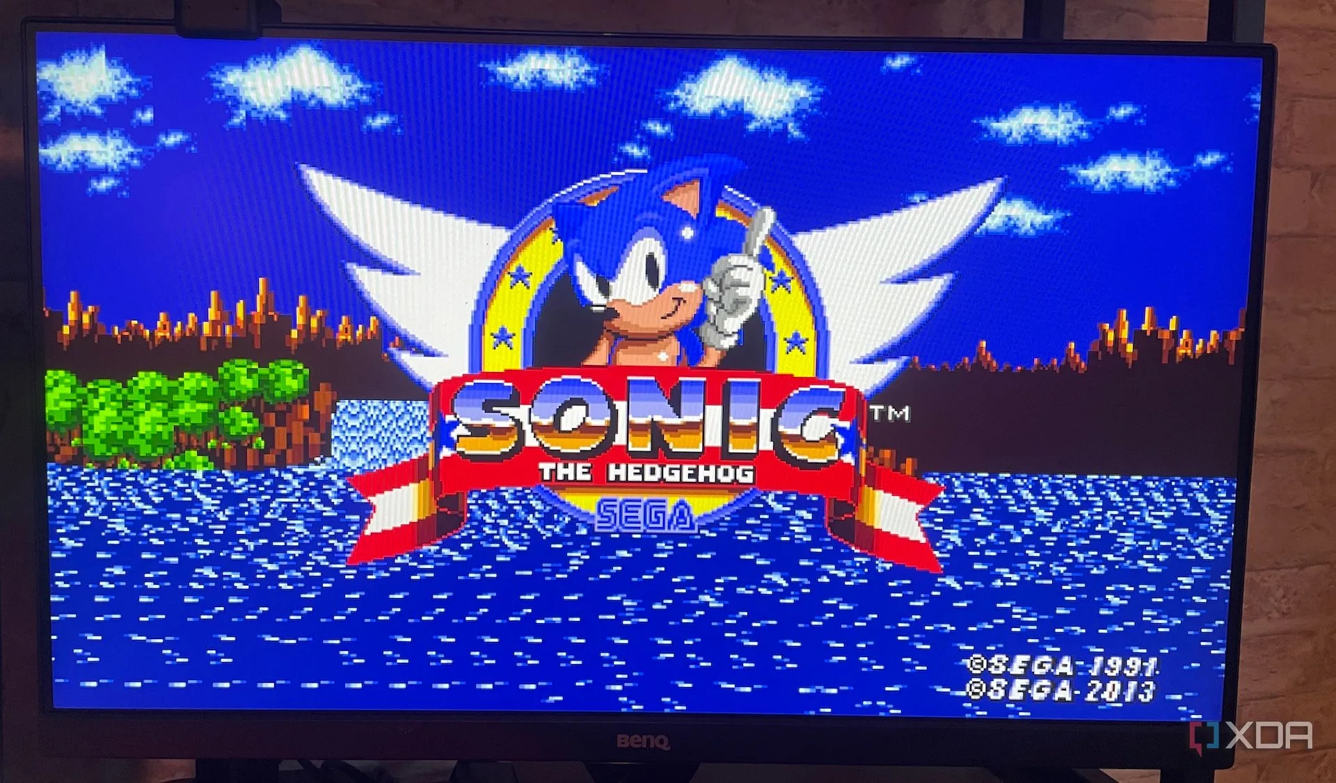 Hình ảnh gameplay nhân vật Sonic the Hedgehog với tốc độ nhanh đặc trưng trên console Sega Genesis