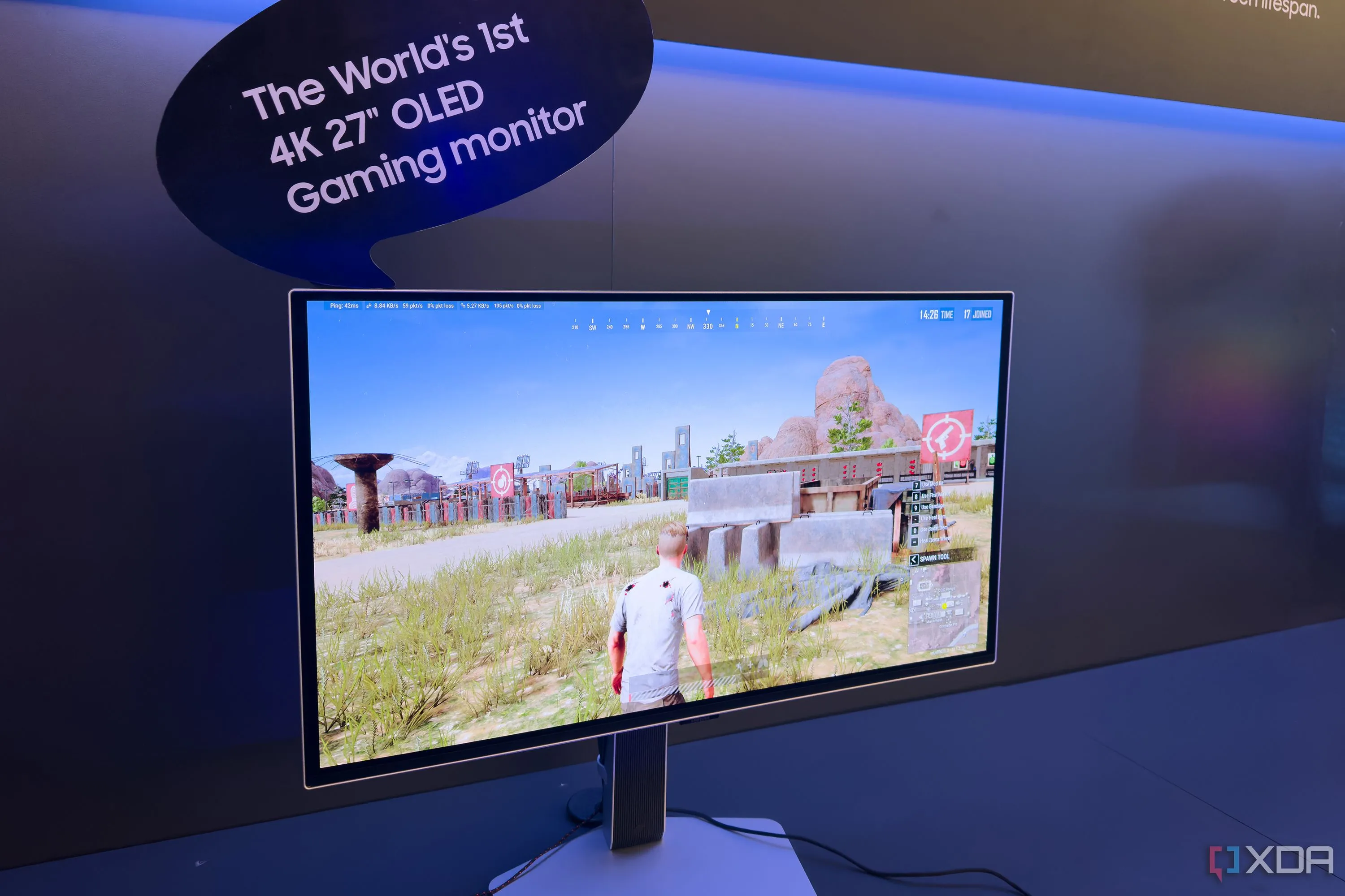 Hình ảnh màn hình Samsung Odyssey OLED G8 tại CES 2025