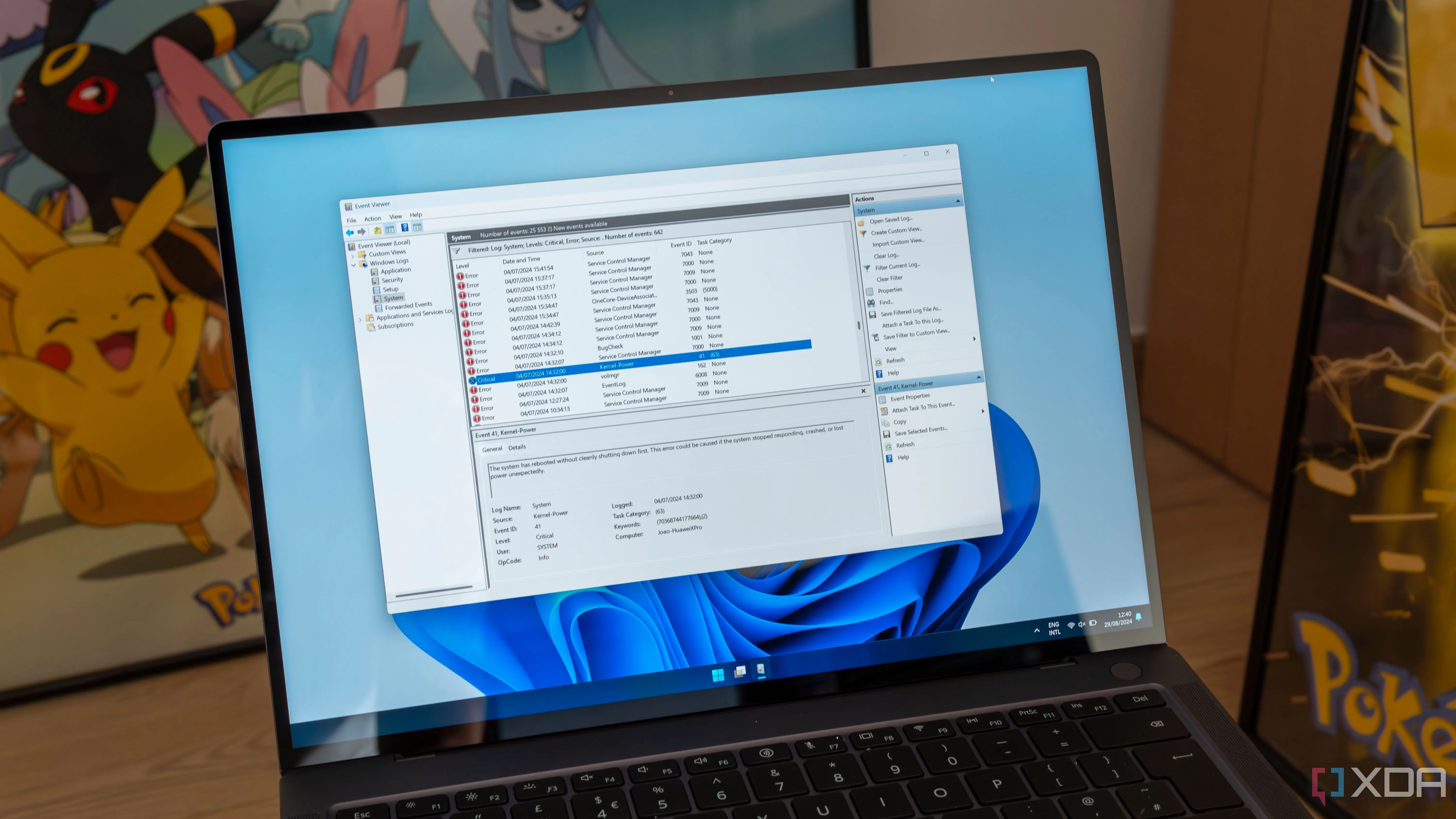 Hình ảnh máy tính Windows 11 đang chạy Event Viewer, hiển thị các lỗi khác nhau để người dùng khắc phục