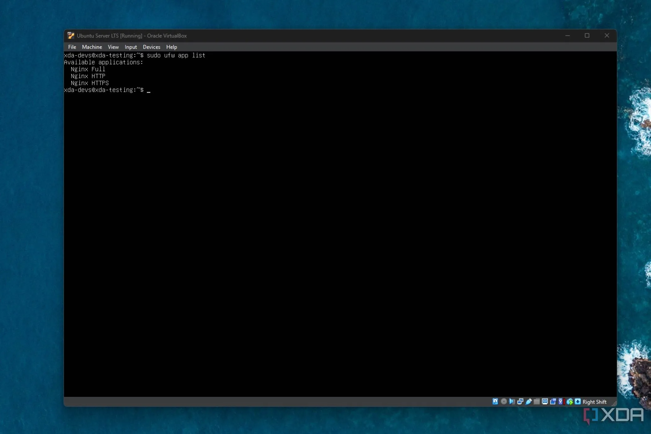 Kết quả lệnh sudo ufw app list trên terminal Ubuntu Server, hiển thị các ứng dụng đã đăng ký với firewall
