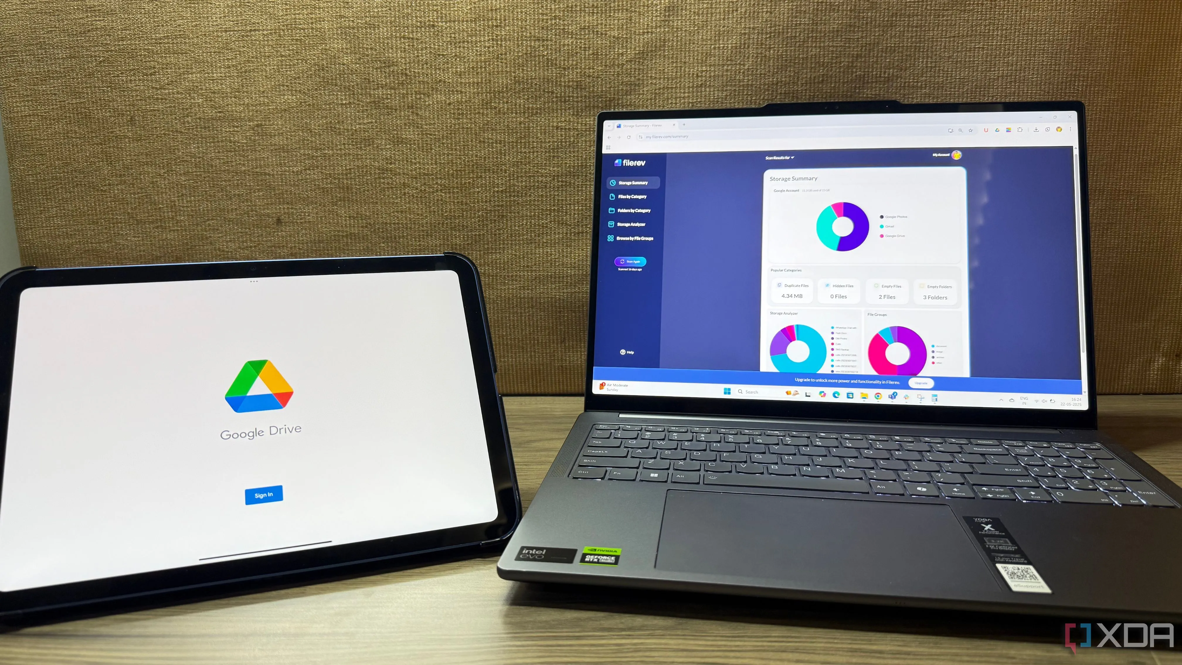 Laptop và iPad hiển thị Google Drive cùng một công cụ sắp xếp tệp, nhấn mạnh khả năng quản lý và chia sẻ hiệu quả