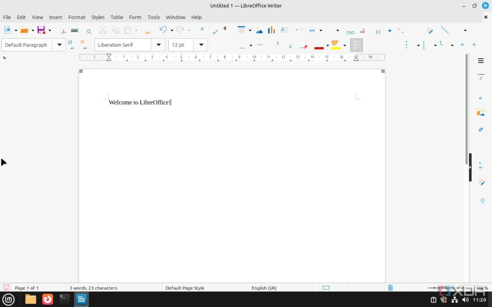 LibreOffice Writer đang chạy trên môi trường desktop Linux Mint