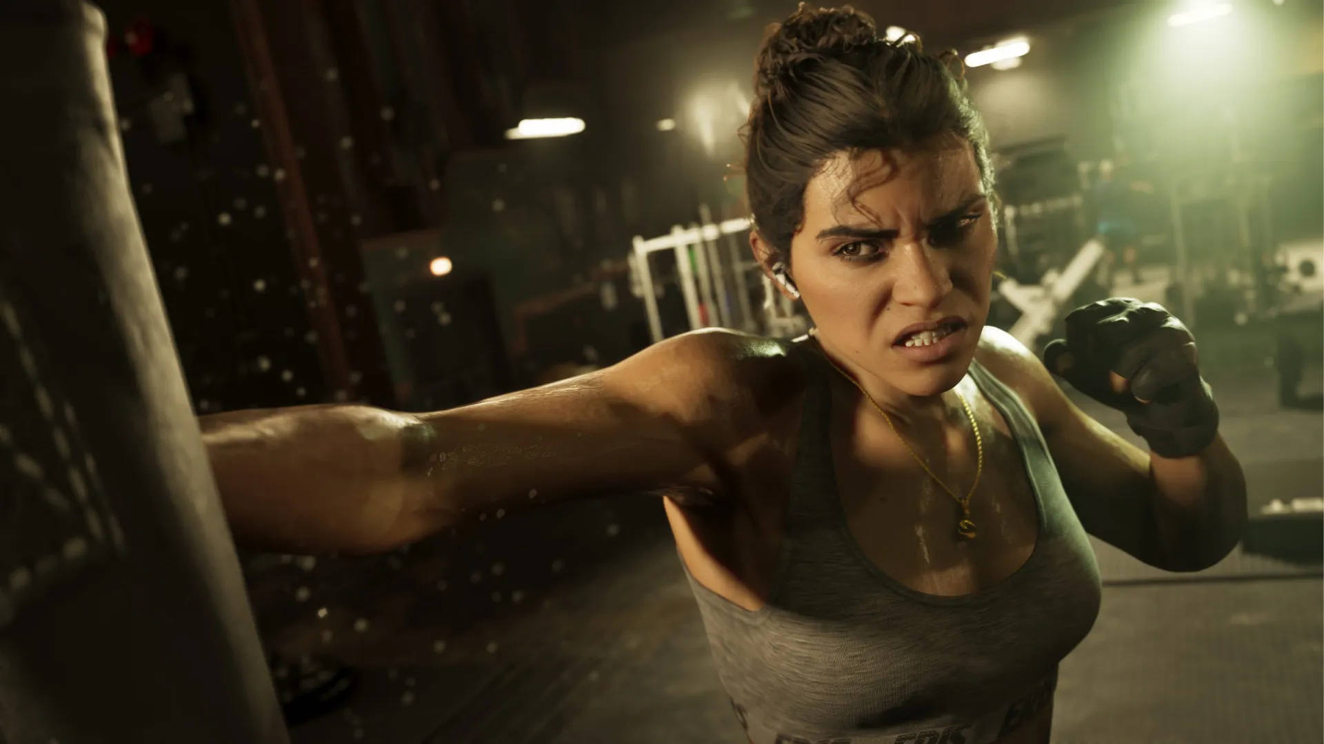 Lucia đang tập đấm bao cát trong phòng gym của GTA VI