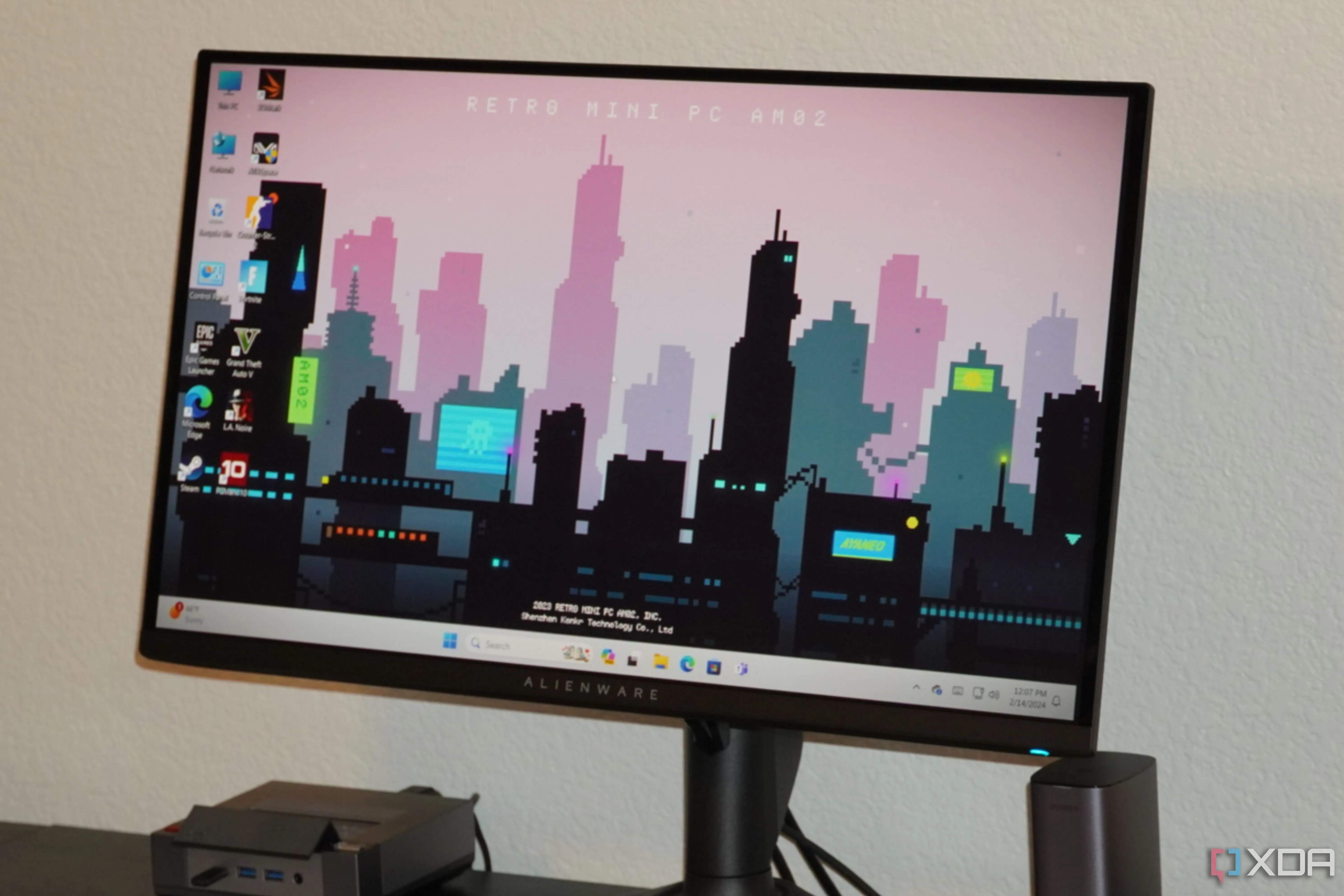 Màn hình Alienware QD-OLED AW2725DF hiển thị giao diện Desktop