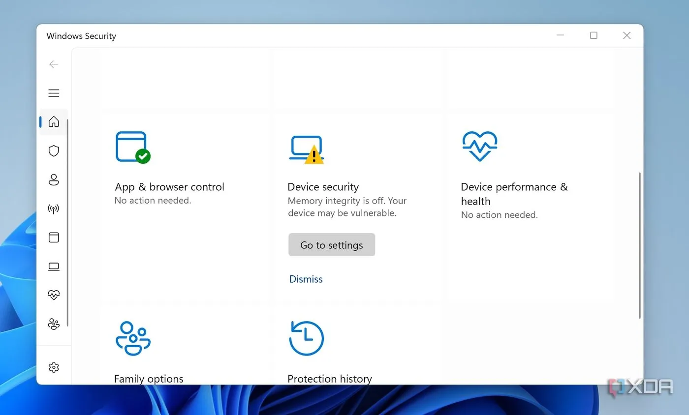 Màn hình chính ứng dụng Windows Security trên Windows 11 với tính năng Memory Integrity bị tắt