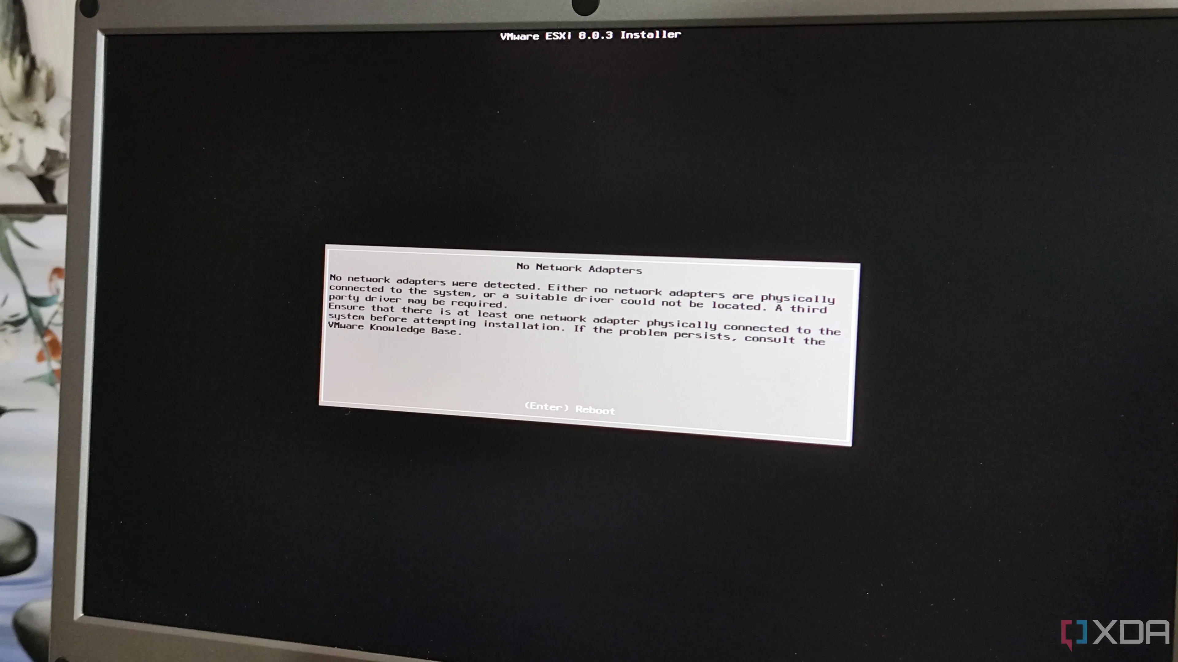 Màn hình lỗi &quot;No Network Adapters&quot; trong quá trình cài đặt VMware ESXi