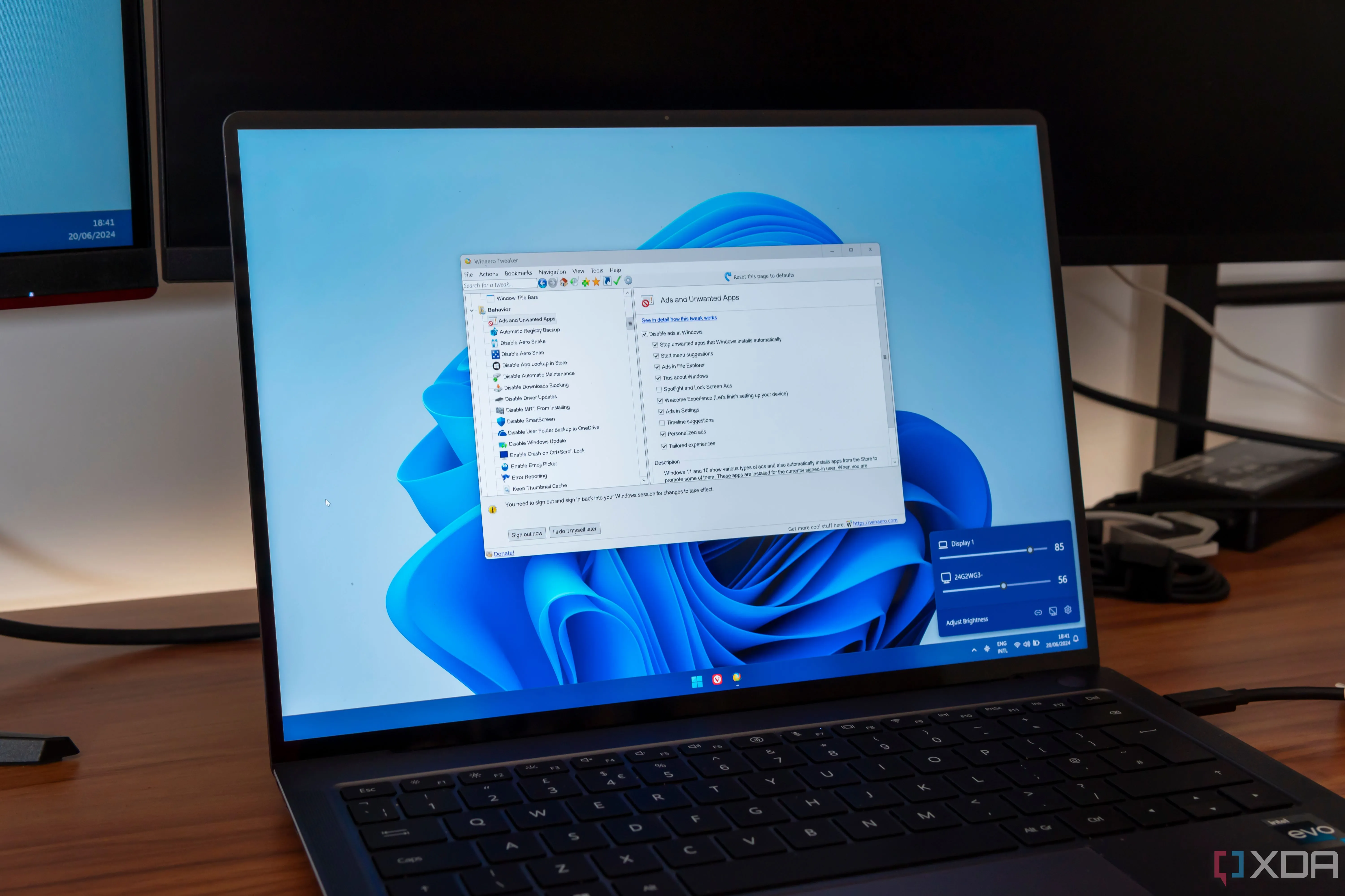 Màn hình máy tính Windows 11 minh họa công cụ PowerToys Run đang khởi chạy ứng dụng tức thì
