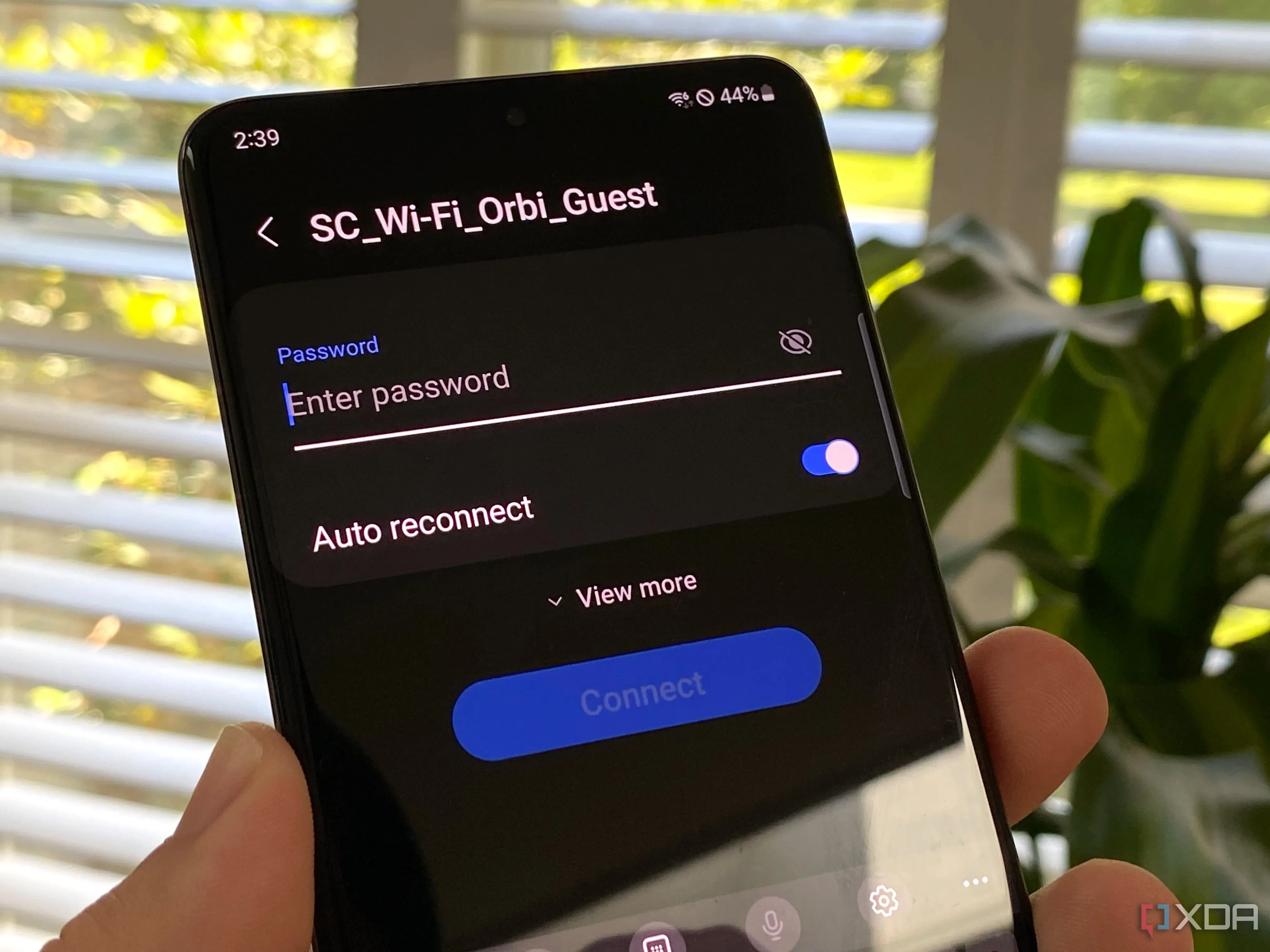 Màn hình nhập mật khẩu Wi-Fi trên điện thoại Samsung Galaxy S20