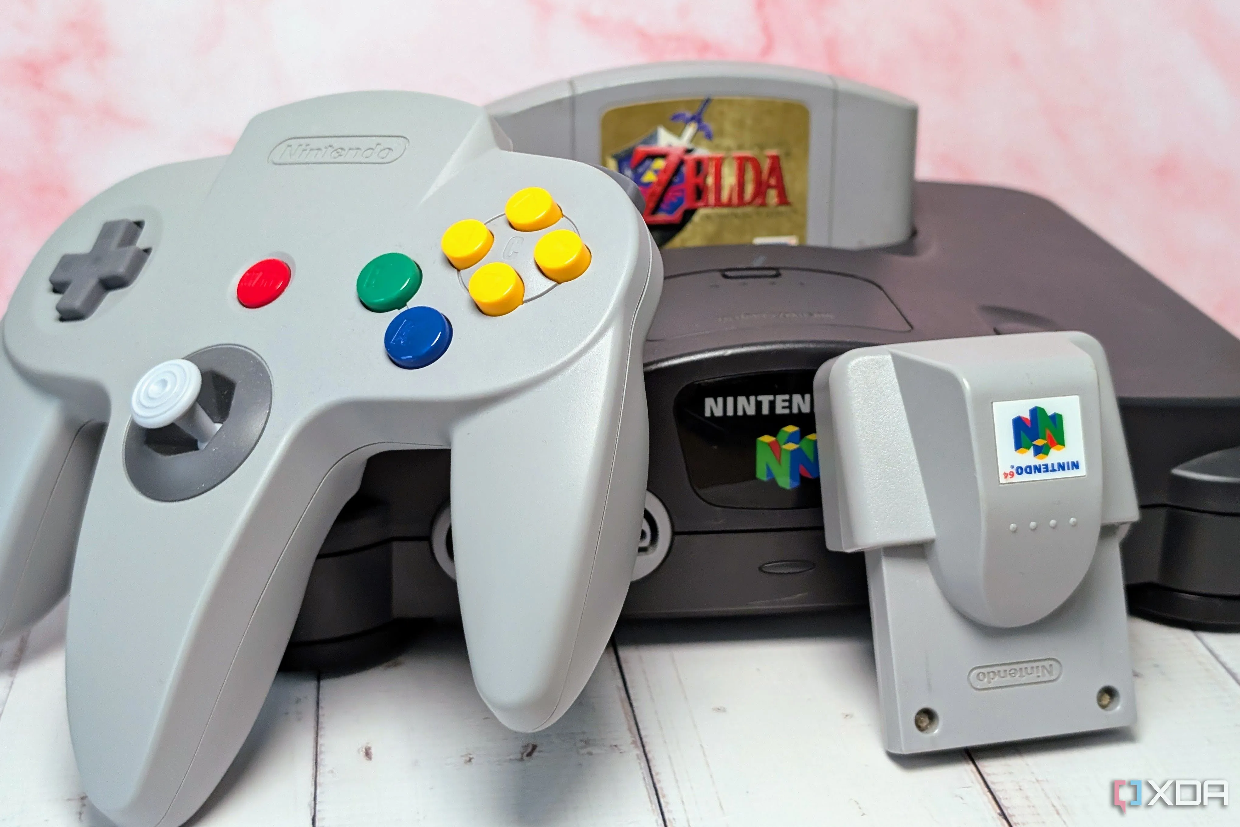 Máy chơi game Nintendo 64 cùng tay cầm, Rumble Pak và băng game The Legend of Zelda: Ocarina of Time