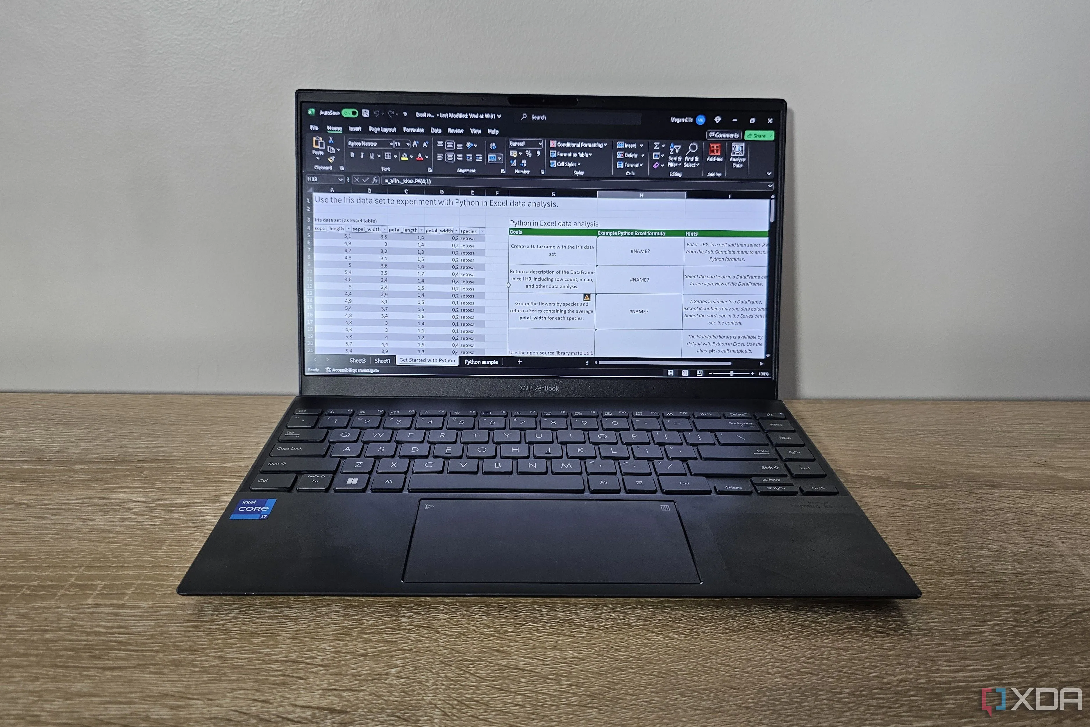 Minh họa bảng tính Excel có tích hợp Python để xử lý dữ liệu