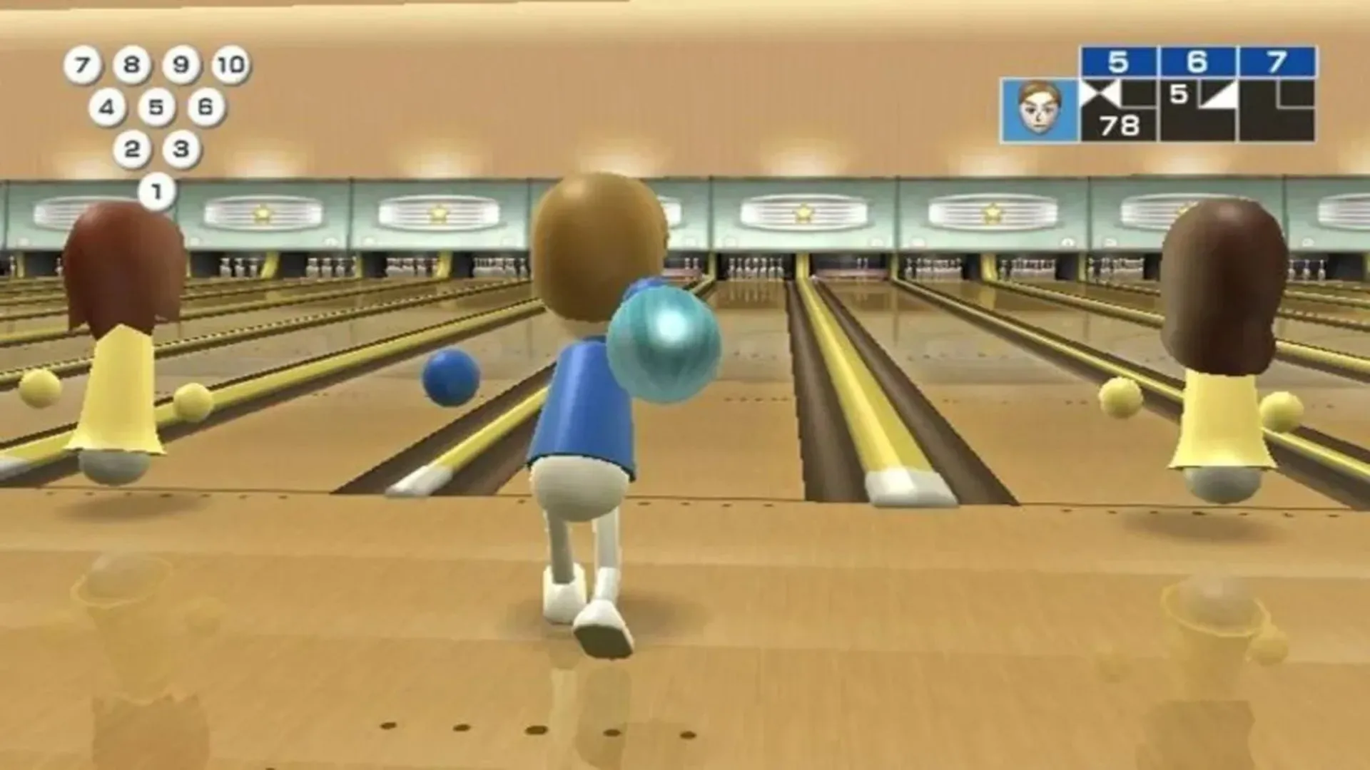 Minh họa người chơi ném bowling trong game thể thao Wii Sports, thể hiện khả năng điều khiển chuyển động của Wii