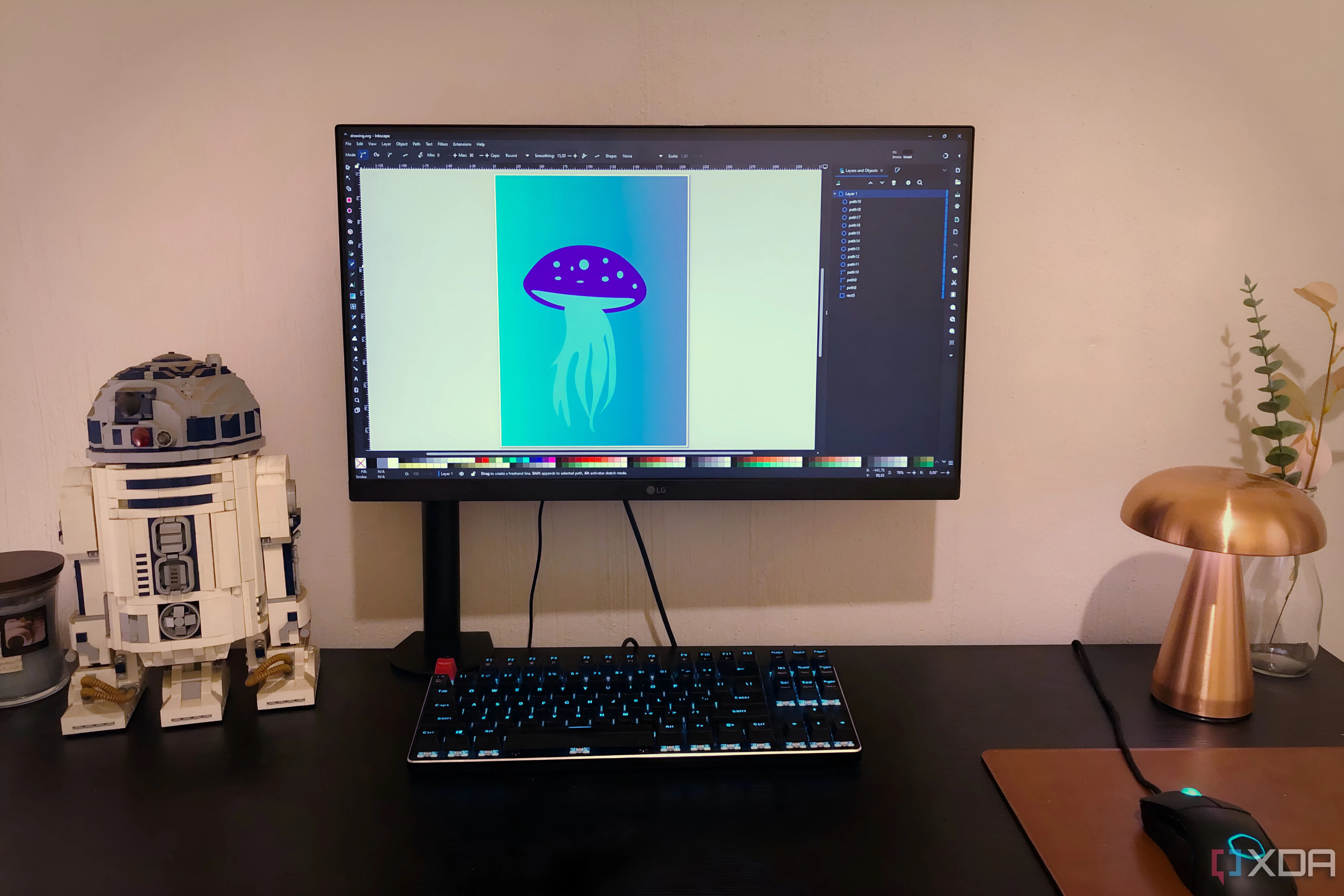 Minh họa sứa được thiết kế bằng Inkscape hiển thị trên máy tính để bàn, thể hiện khả năng sáng tạo trong khắc laser.