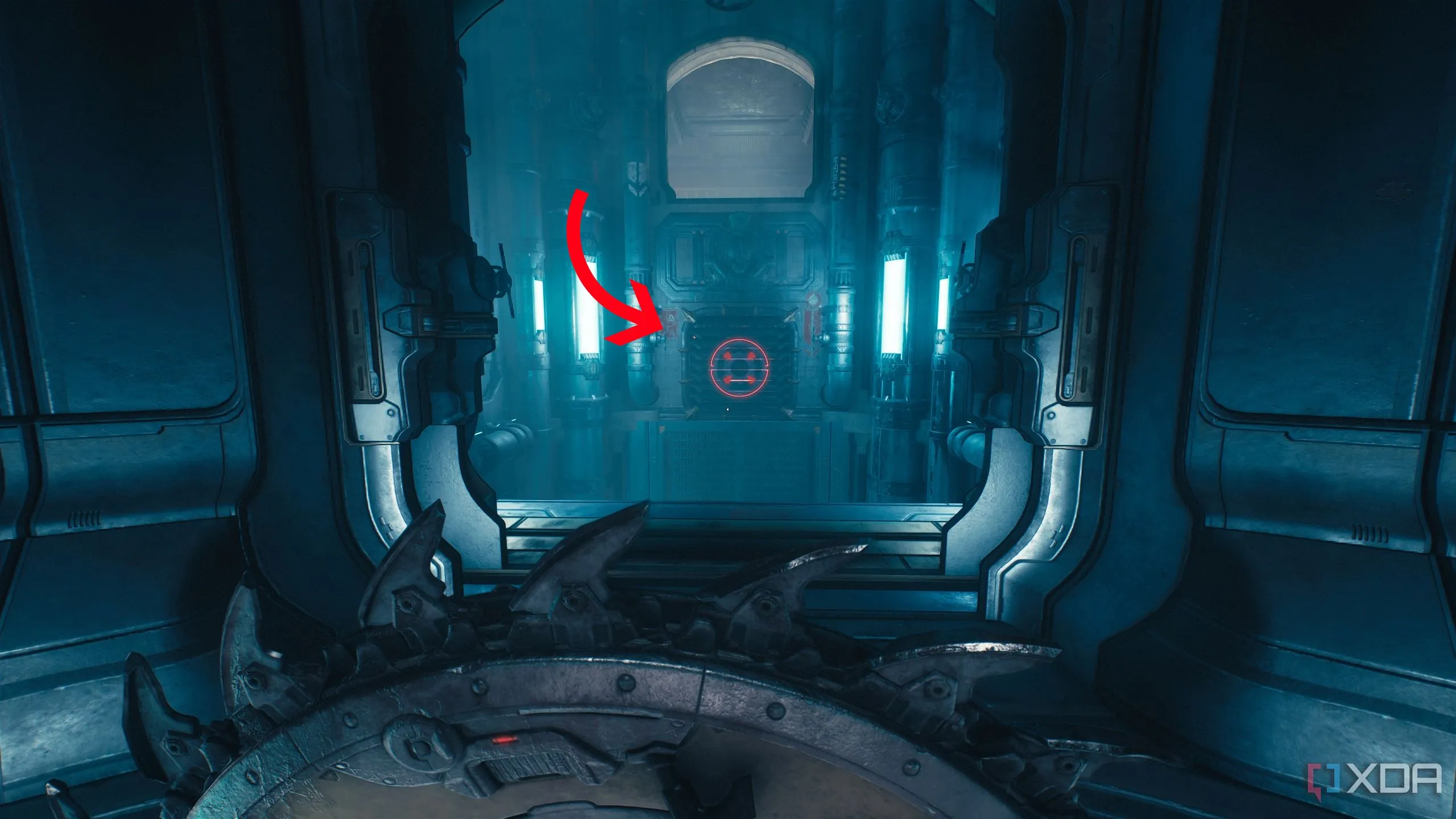 Mũi tên chỉ vào đường thông gió bí mật có biểu tượng Shield Charge, lối vào khu vực bí mật 6.