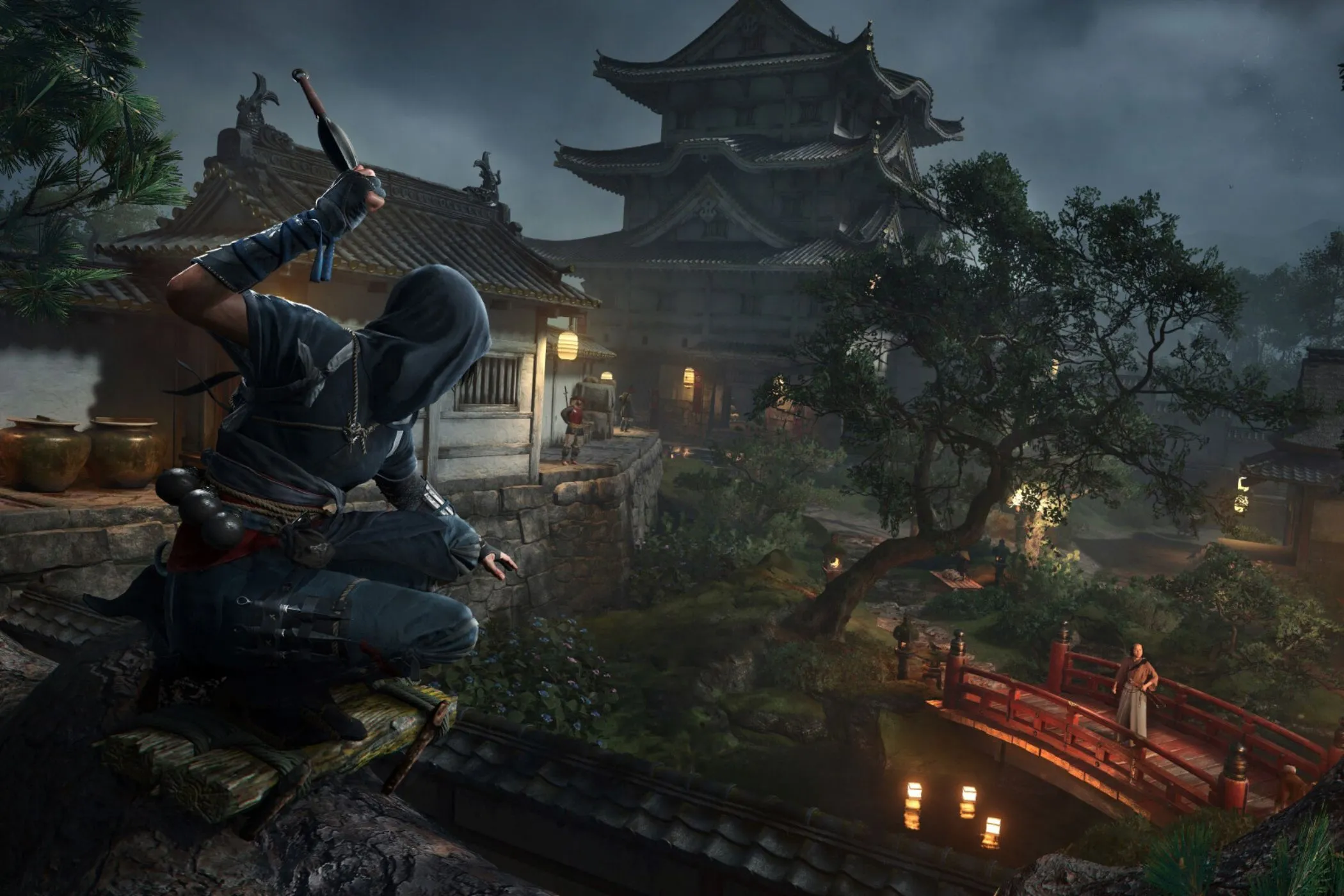 Naoe, nữ Shinobi trong Assassin's Creed Shadows, thực hiện một pha ám sát lén lút bằng dao trong chế độ &quot;Guaranteed Assassination Mode&quot;.