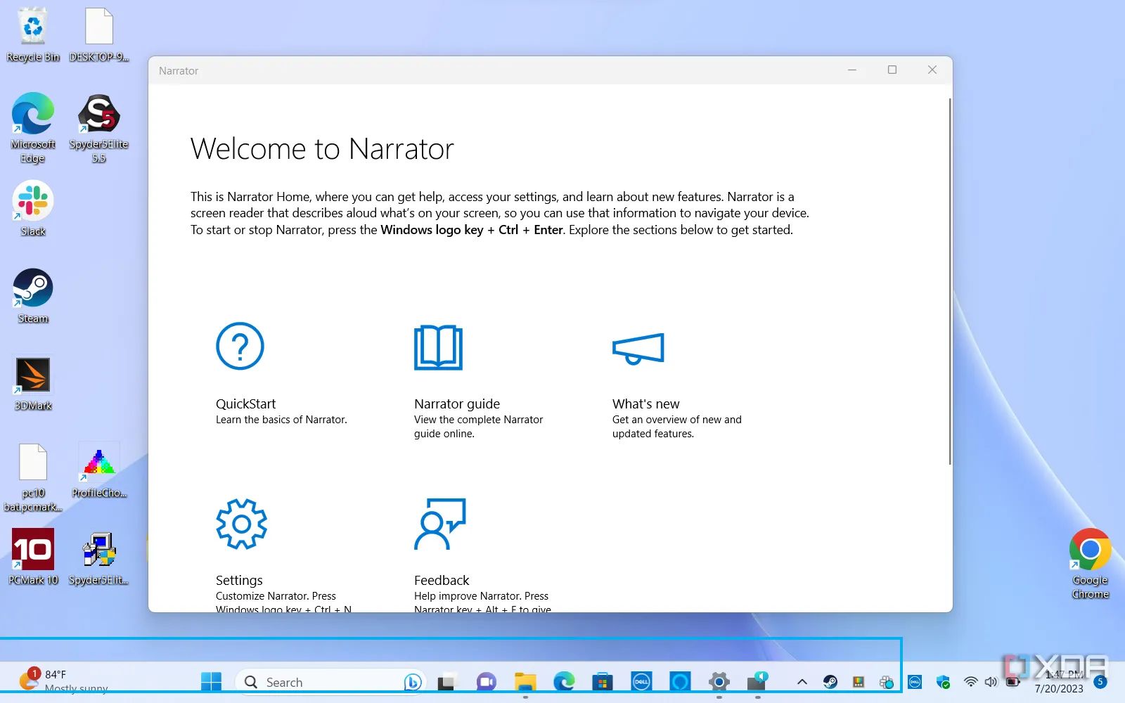 Narrator trong Windows 11 đang hoạt động trên màn hình desktop, minh họa tính năng trình tường thuật.
