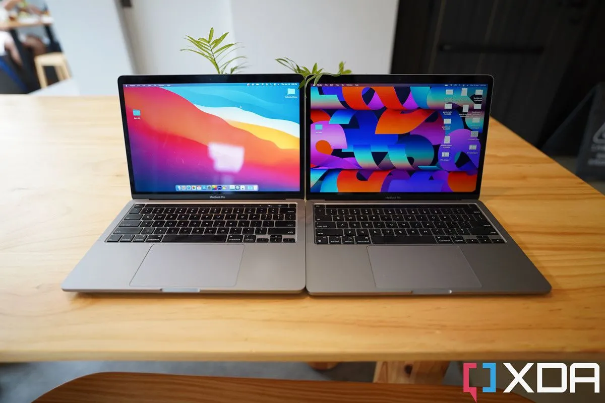 So sánh MacBook Pro 13 inch 2020 dùng chip Intel và MacBook Pro 13 inch 2022 dùng chip M2 Apple Silicon