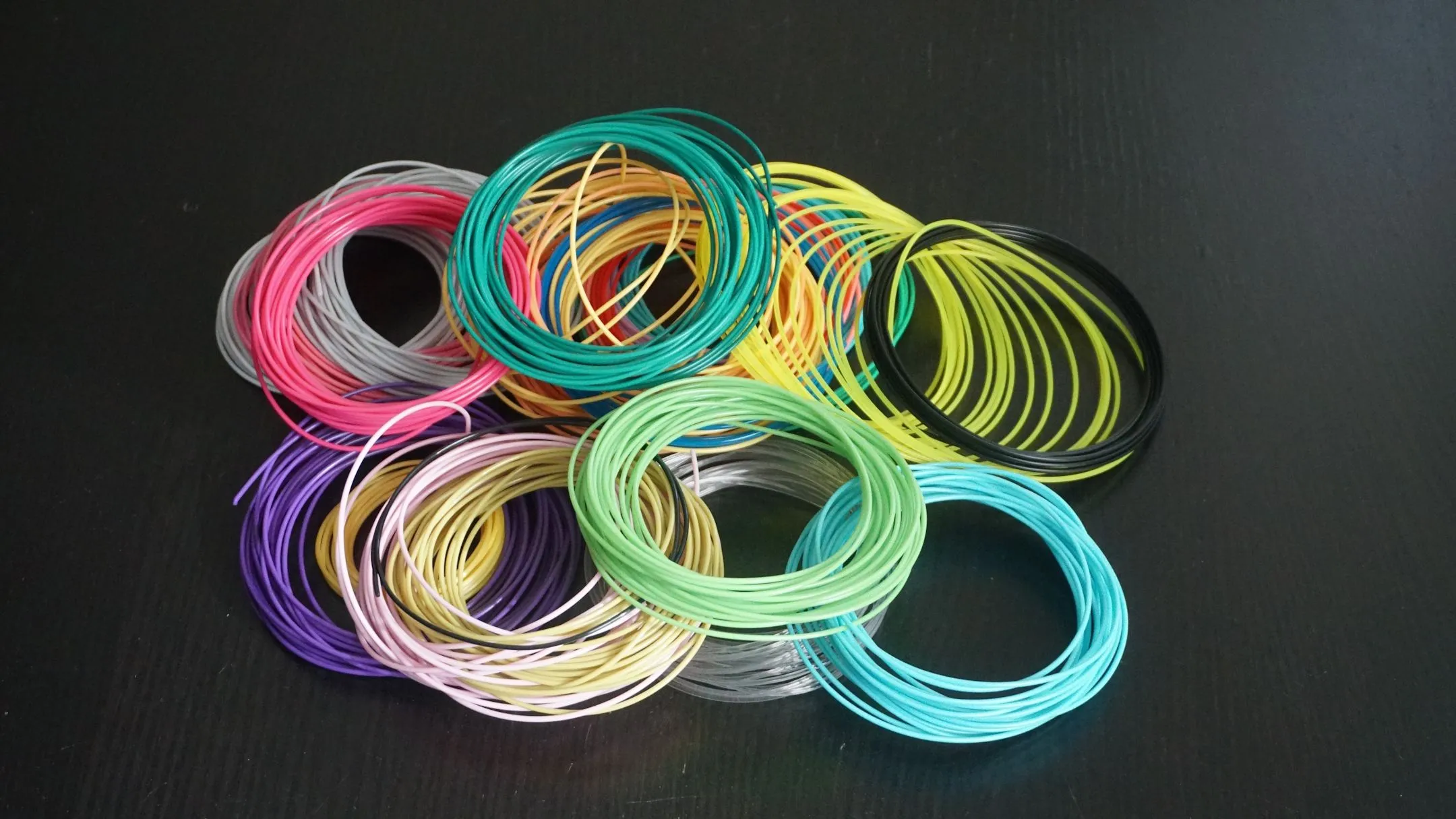 Sợi nhựa filament nhiều màu sắc cho máy in 3D