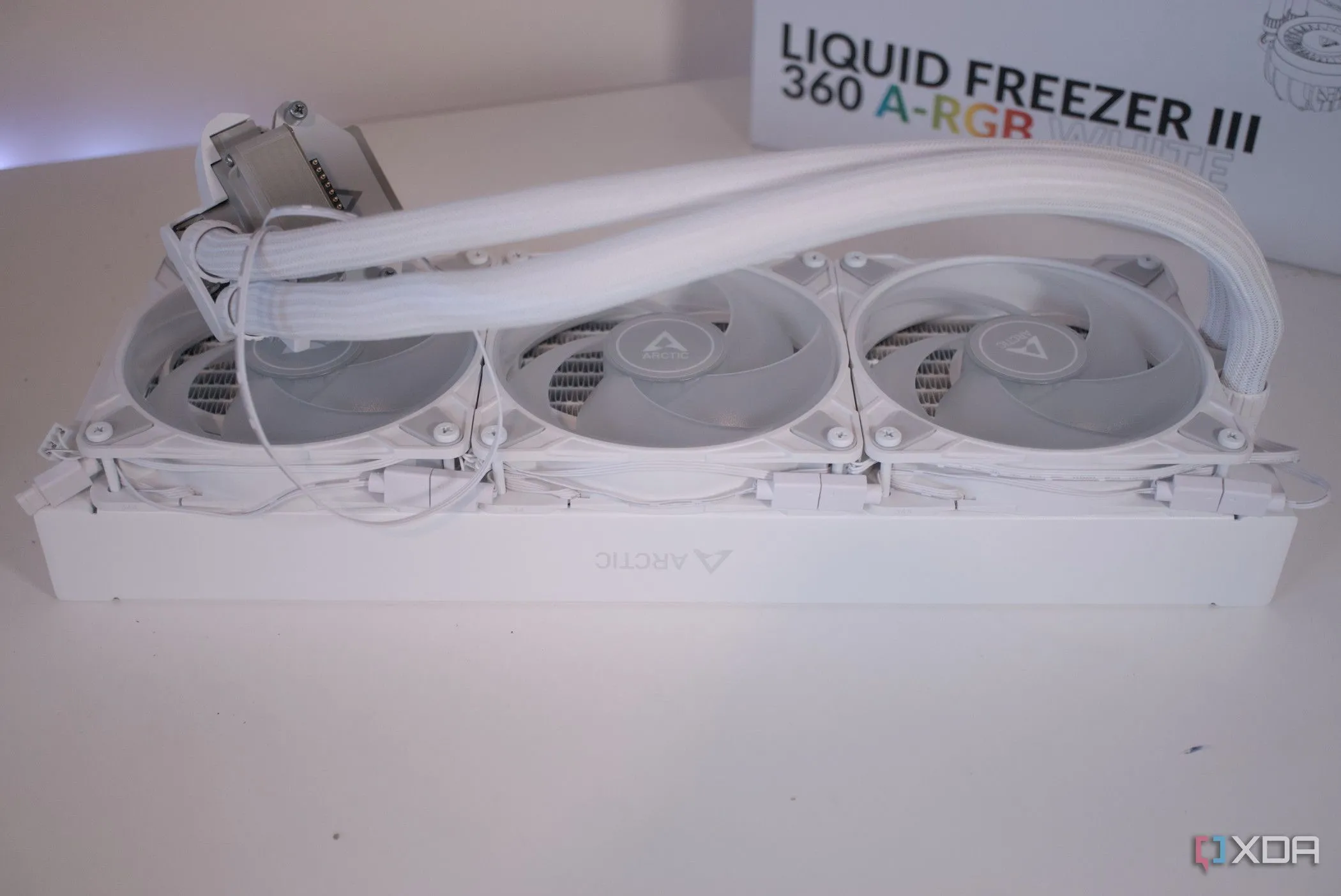 Tản nhiệt Arctic Liquid Freezer III 360 A-RGB kèm hộp