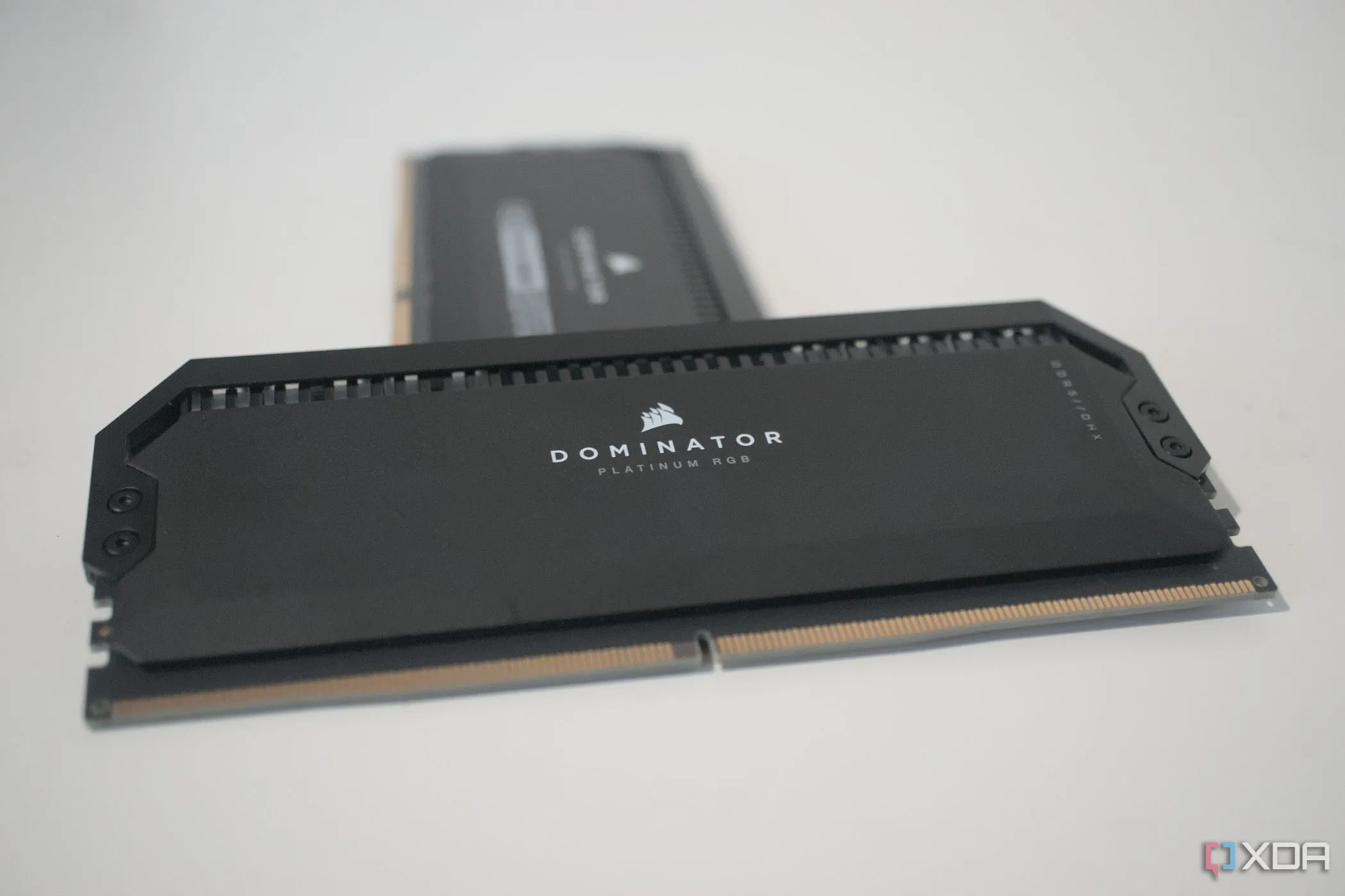 Thanh RAM Corsair Dominator DDR5, liên quan đến việc cài đặt XMP/EXPO