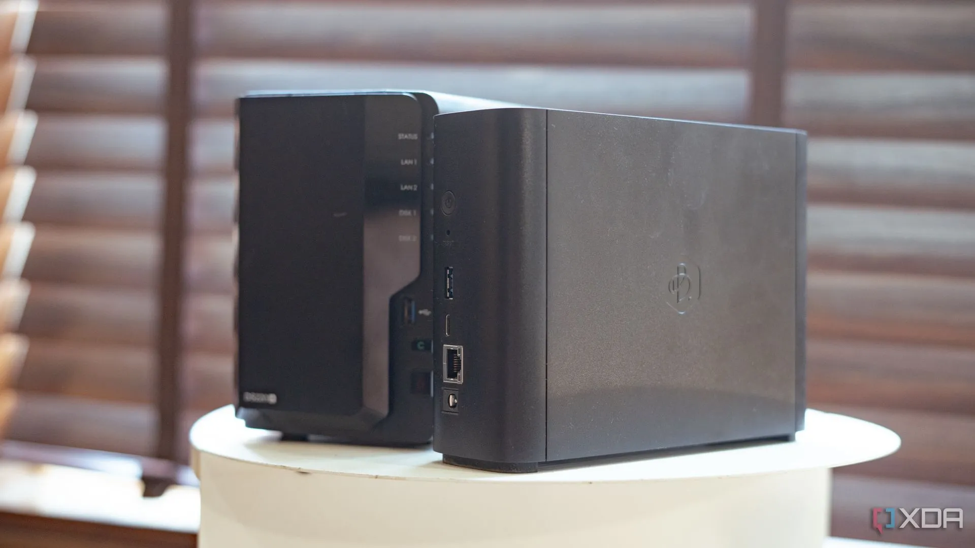 Thiết bị lưu trữ NAS Synology Beestation và ổ cứng mạng