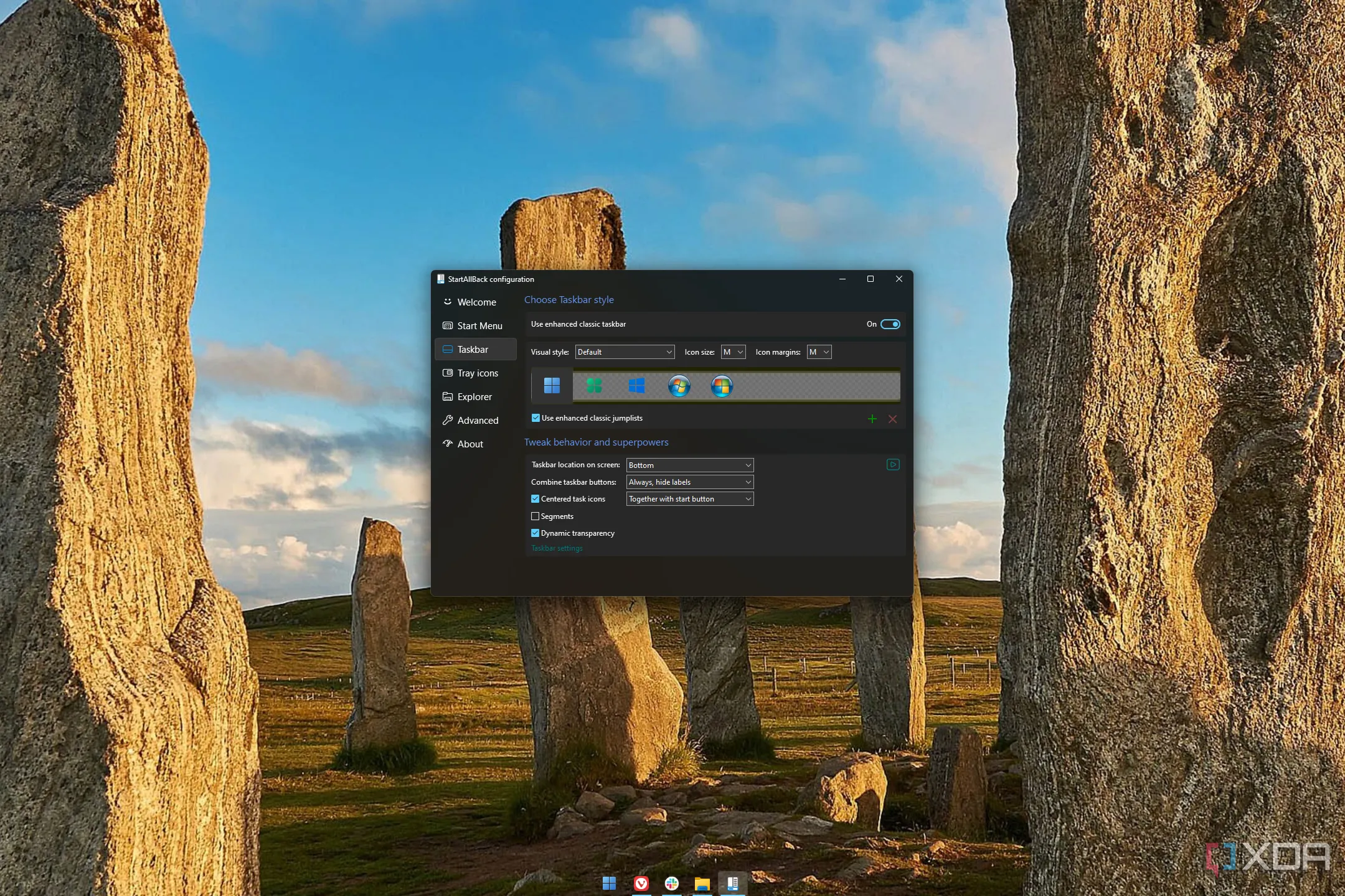TranslucentTB hiển thị thanh tác vụ Windows 11 trong suốt